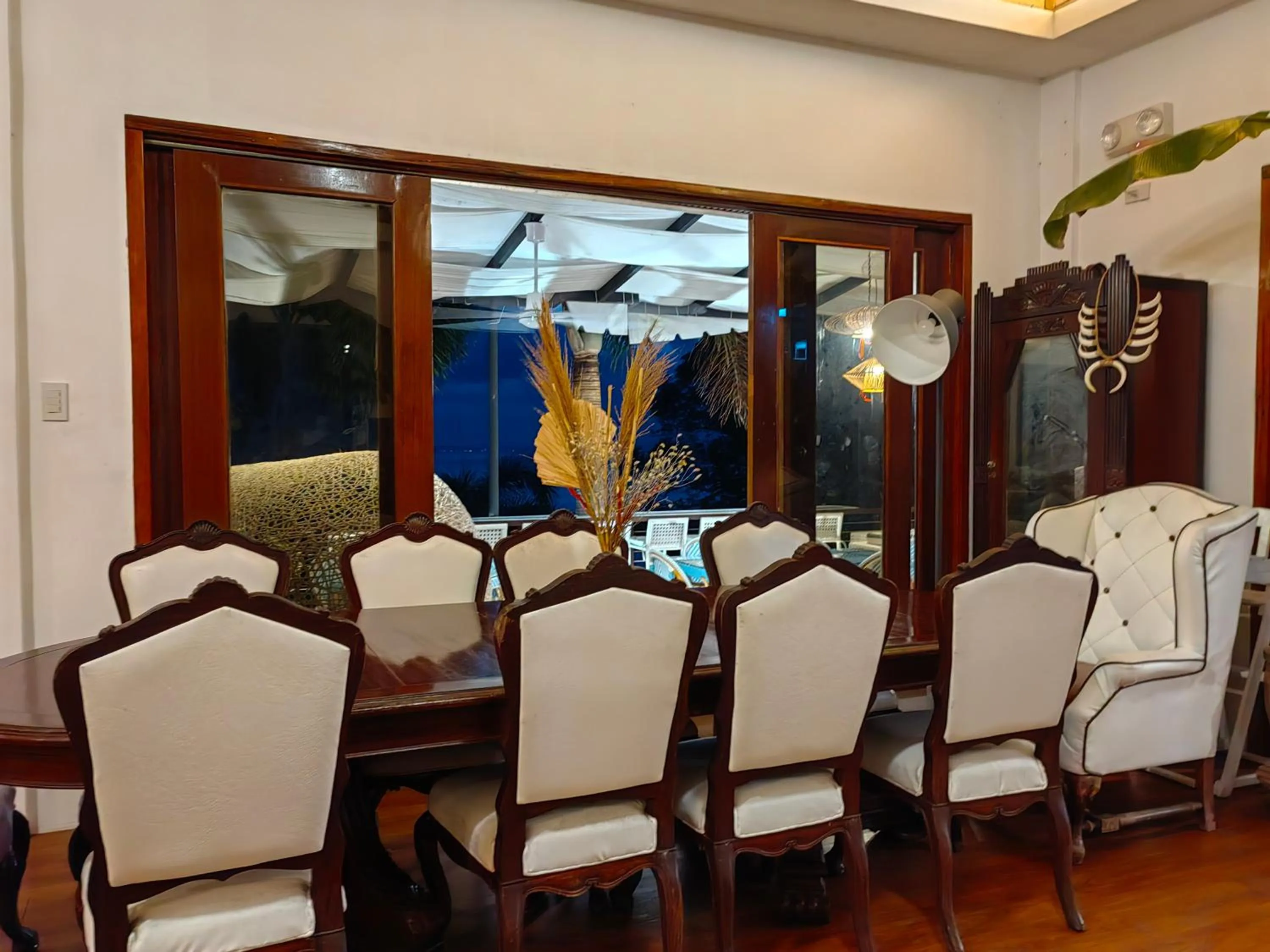 Restaurant/places to eat in Villas by Eco Hotels