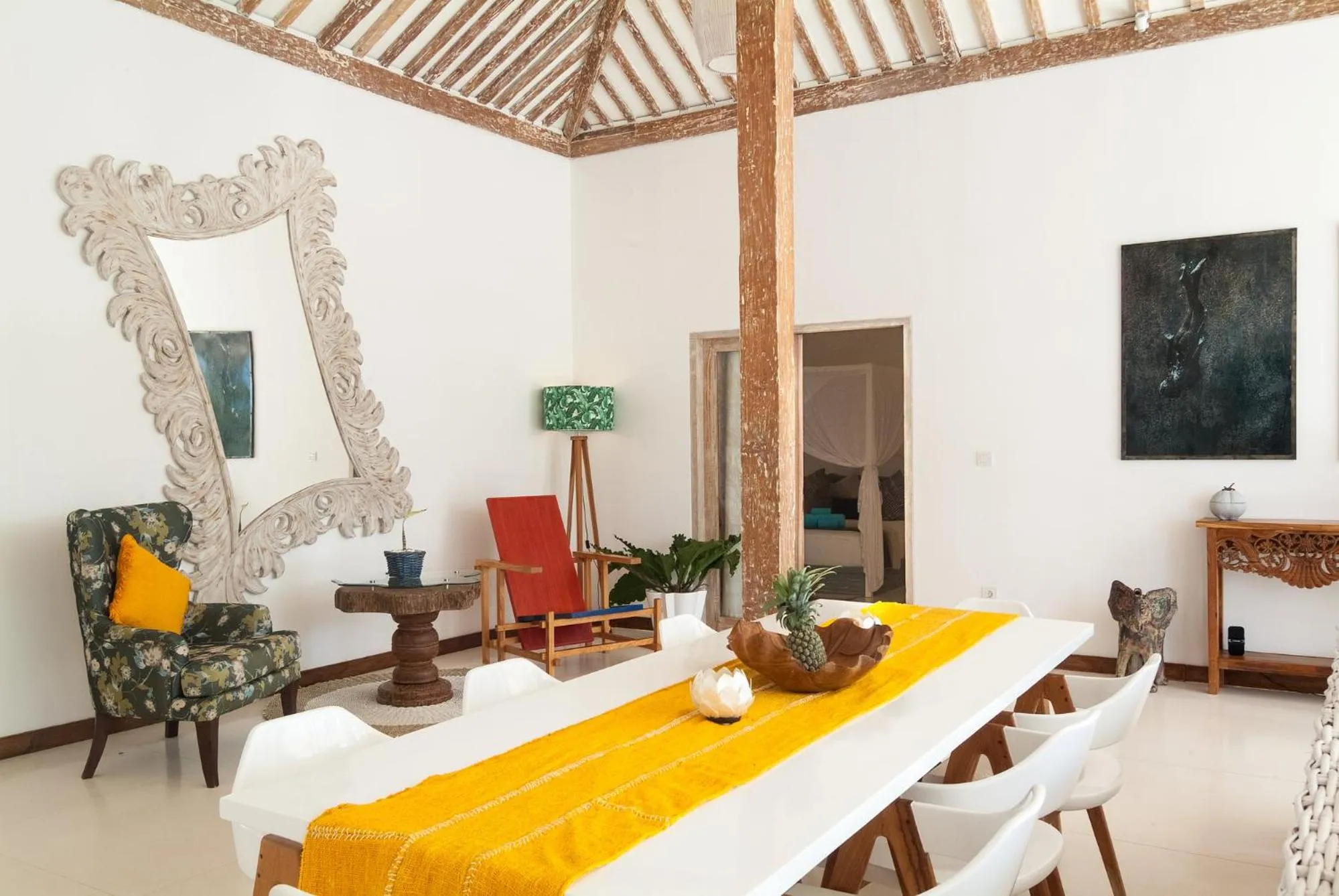 Area and facilities in De'Coco Villa