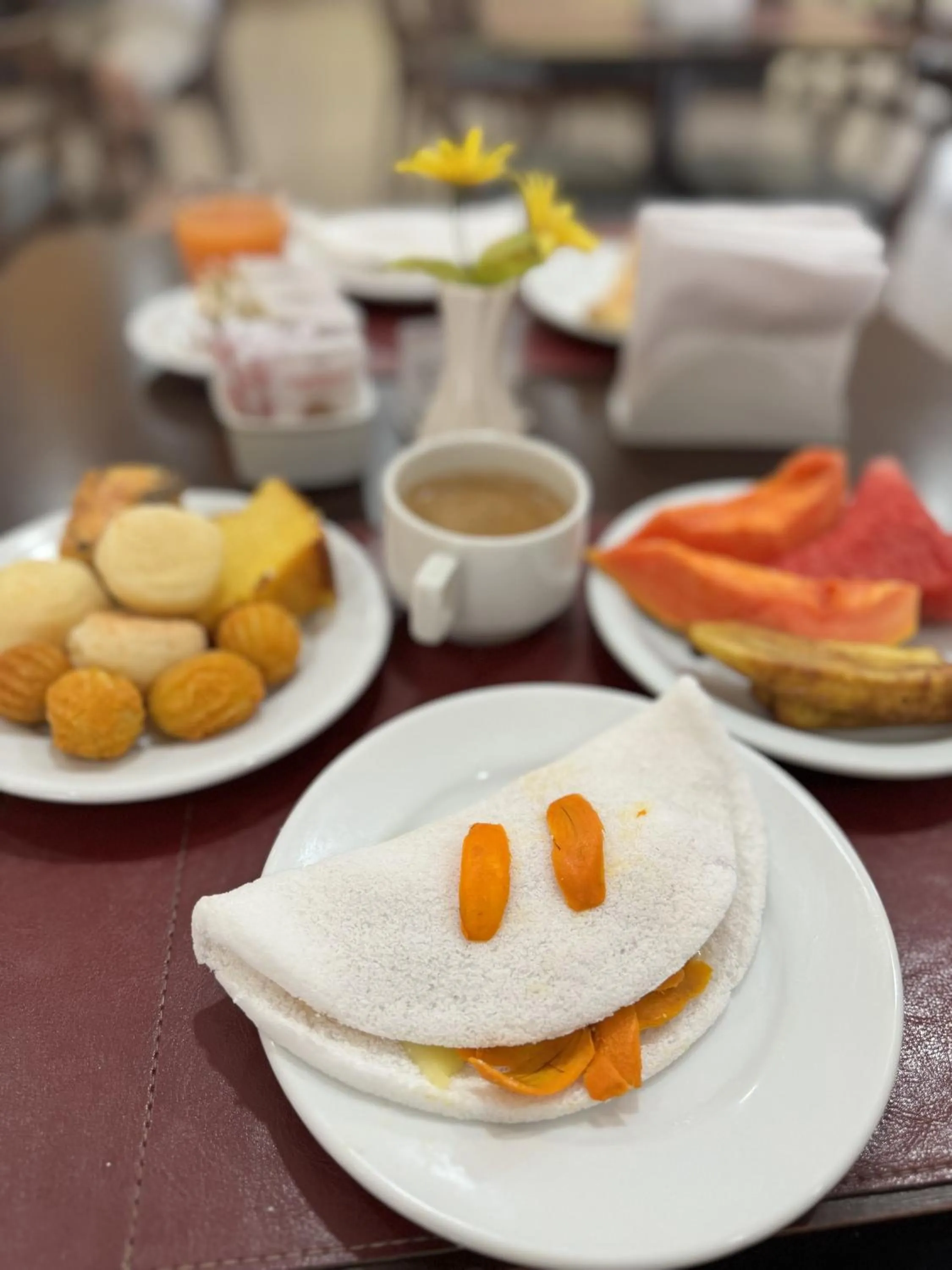 Continental breakfast in Sleep Inn Manaus