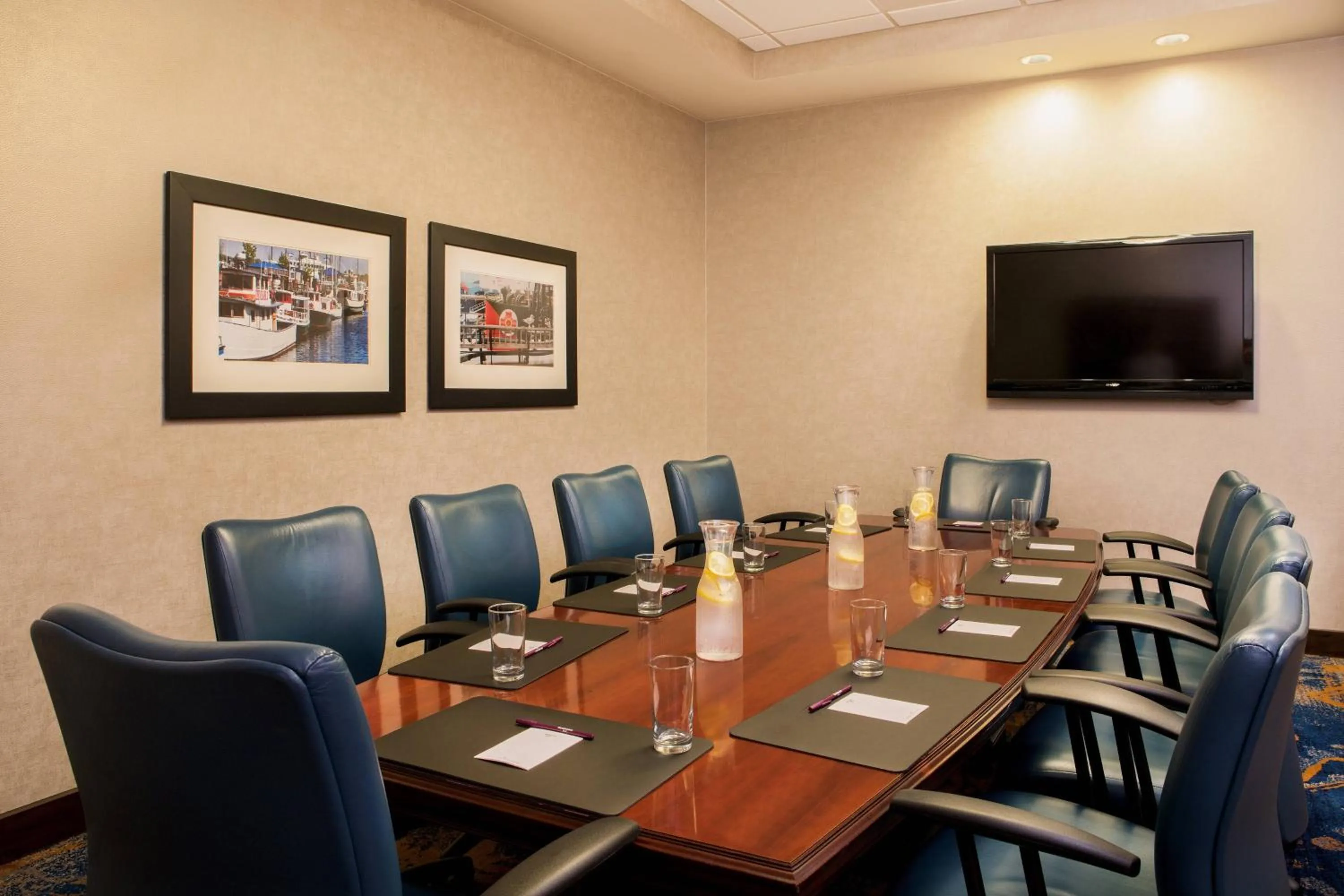 Meeting/conference room in Residence Inn by Marriott Portland Downtown Waterfront