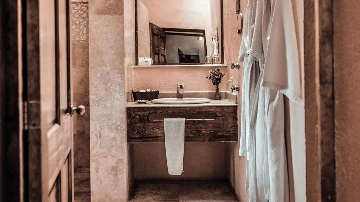 Master Suite in Hacienda Sepulveda Hotel & Spa