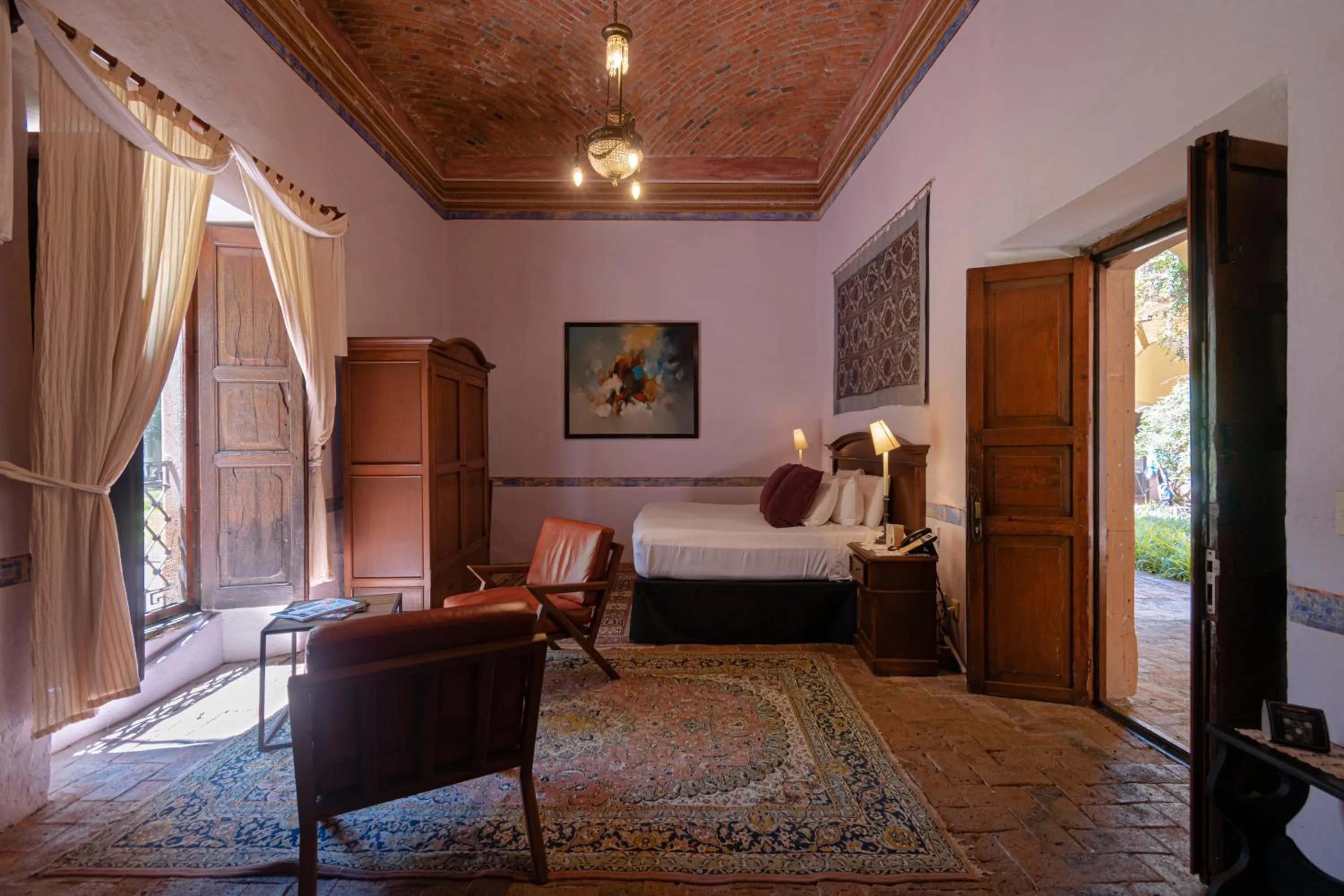 Bed in Hacienda Sepulveda Hotel & Spa