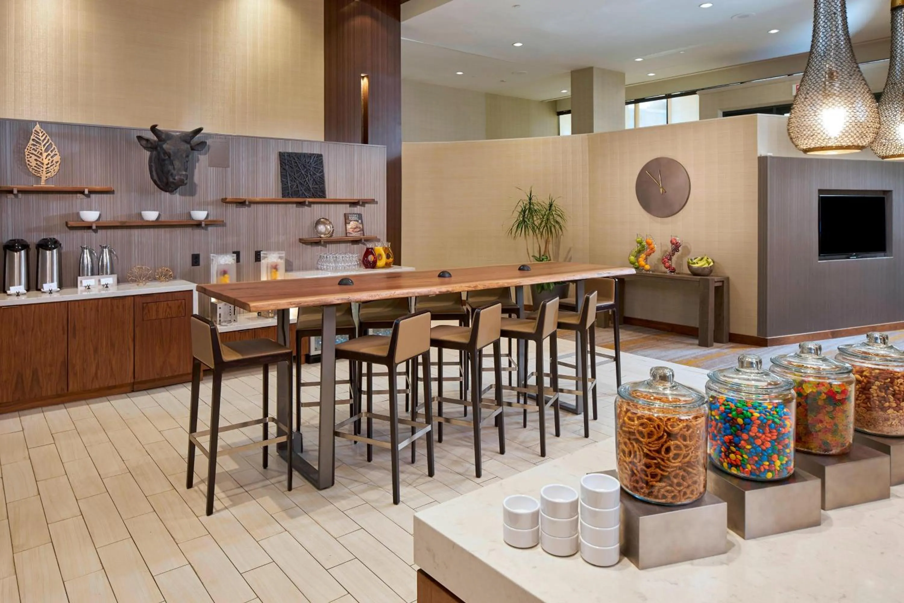 Lounge or bar in Durham Marriott City Center