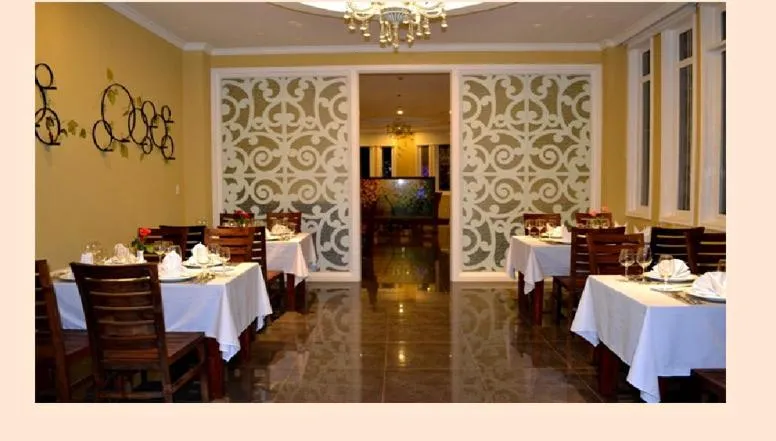 Restaurant/places to eat in An Loc Hotel & Spa