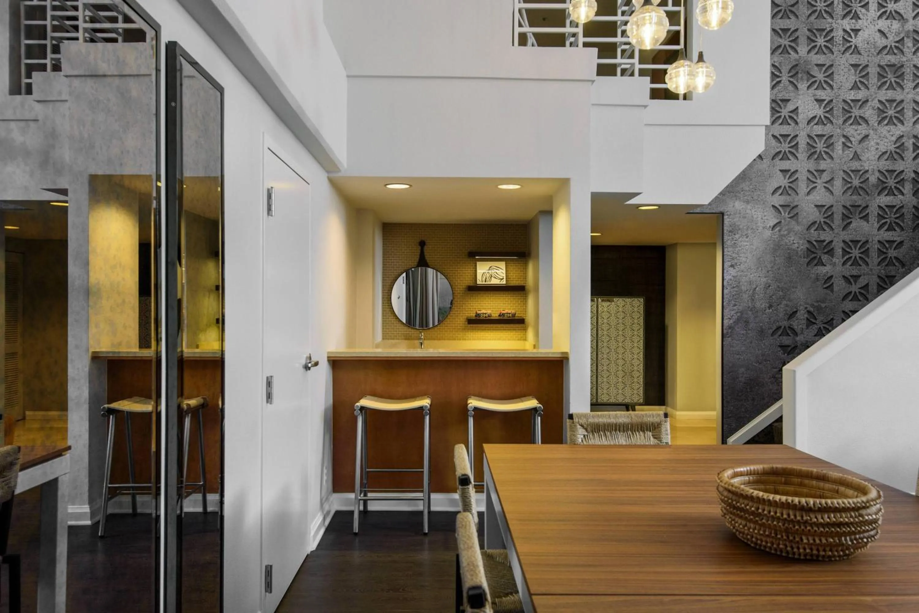 Photo of the whole room in Renaissance Palm Springs Hotel