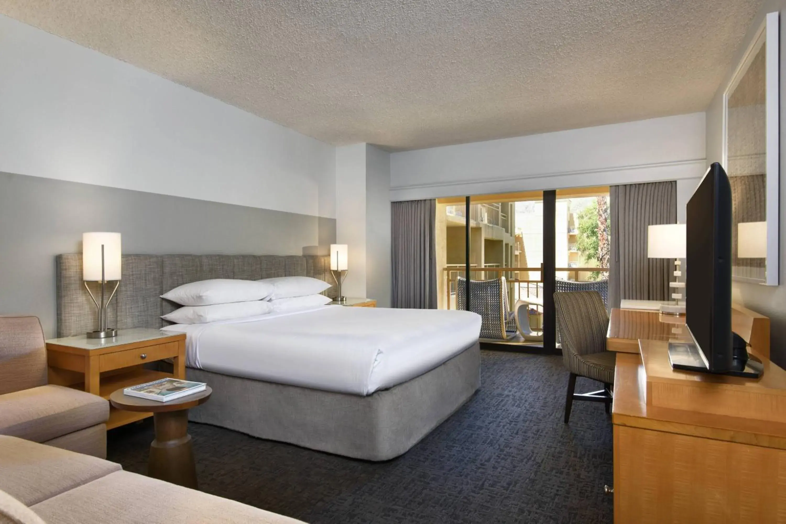 King Guest Room with Poolside View (No Resort Fees) in Renaissance Palm Springs Hotel King Guest Room with Poolside View (No Resort Fees) in Renaissance Palm Springs Hotel