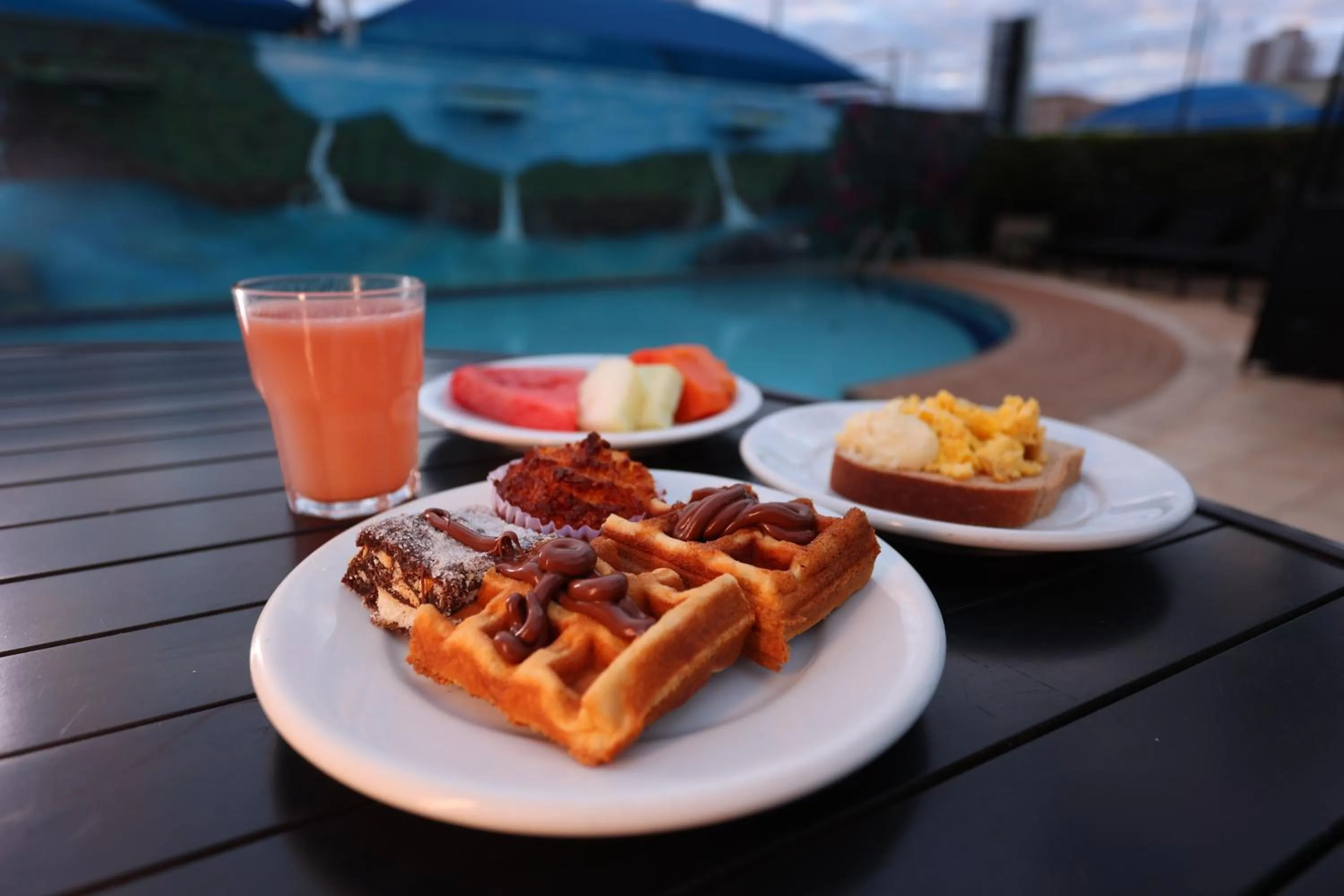 Breakfast in Hotel Golden Park Uberlandia By Nacional Inn
