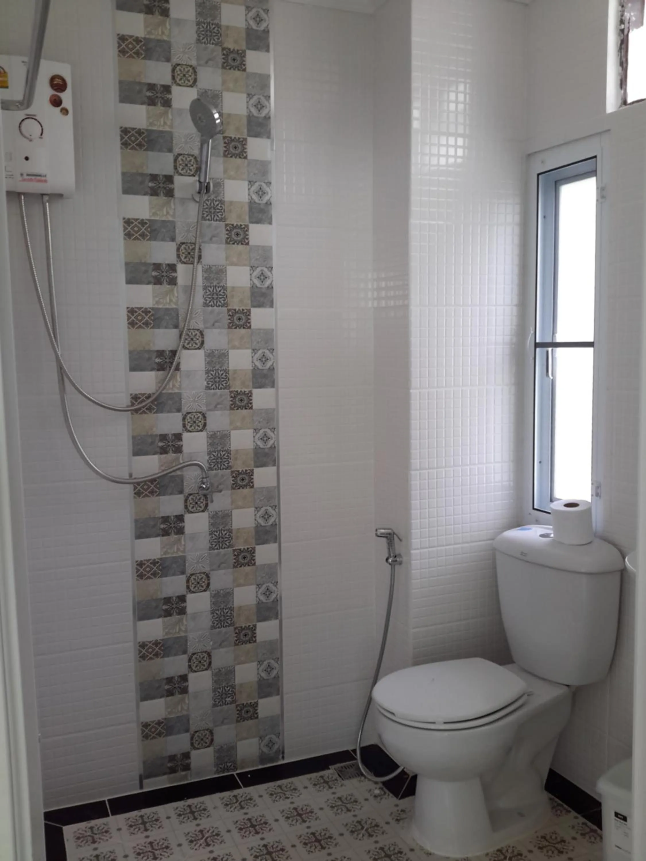 Shower in Sky cottage