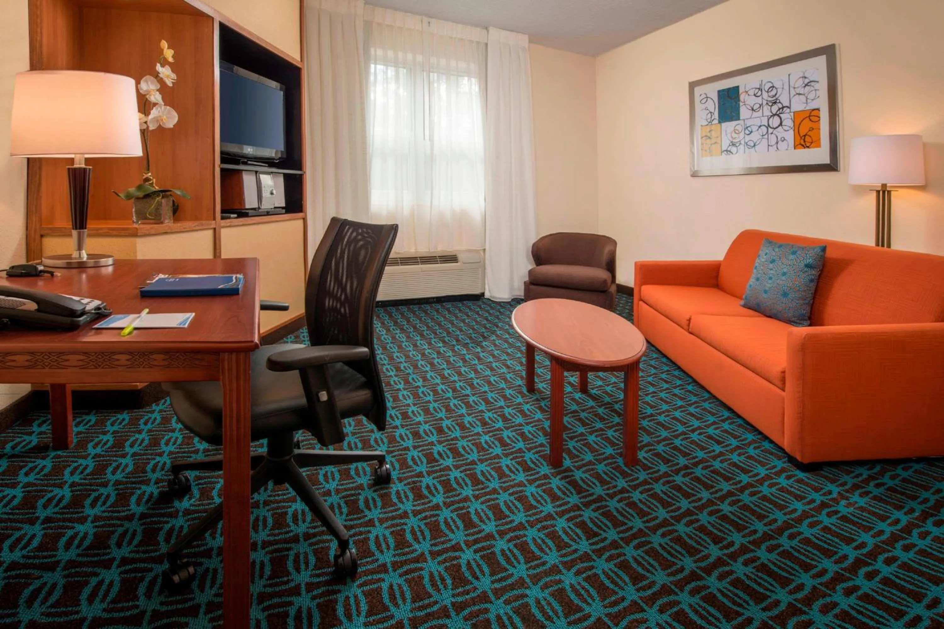 Living room in Fairfield Inn & Suites by Marriott Williamsburg