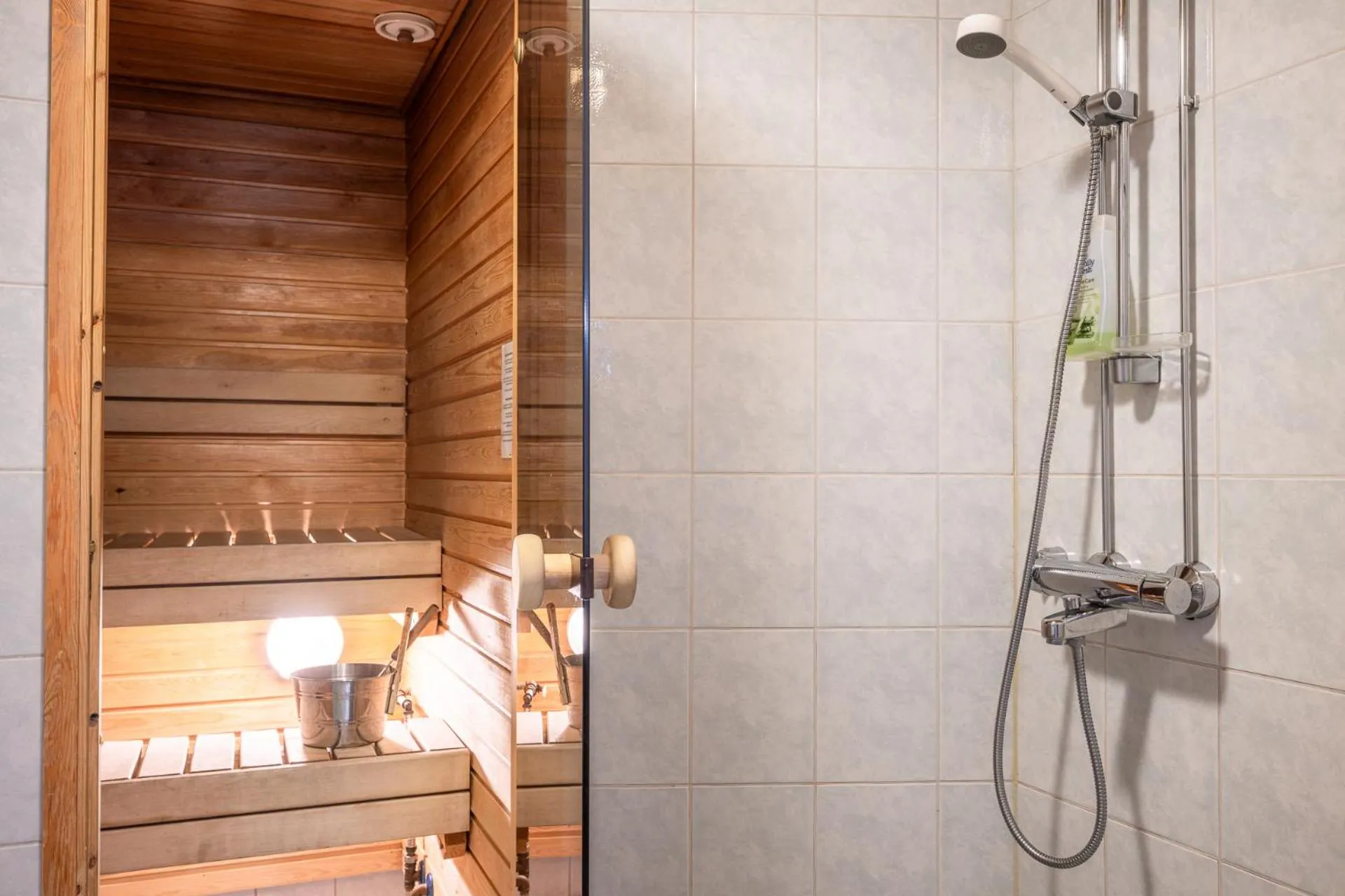 Rukariutta Apartments