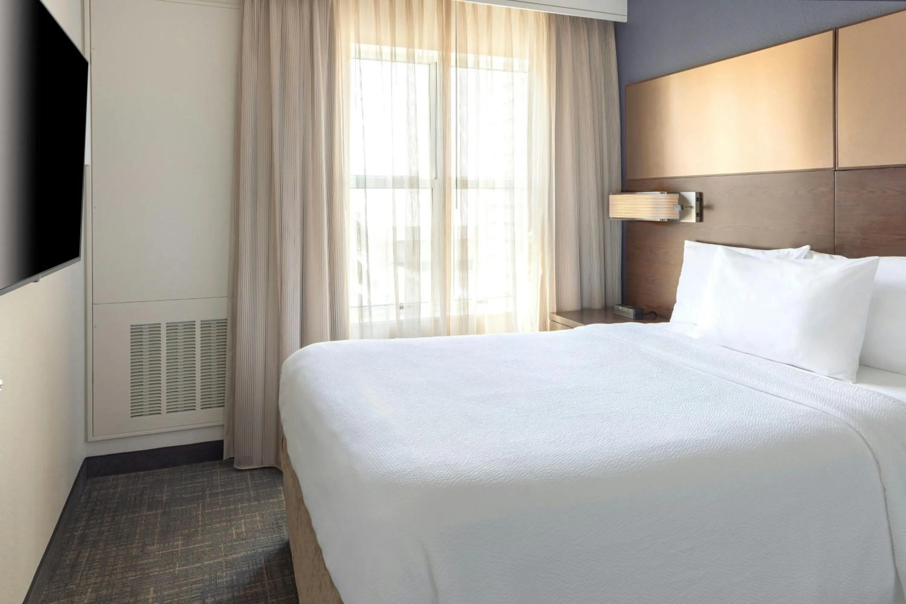 Bedroom, Bed in Residence Inn Rochester Henrietta