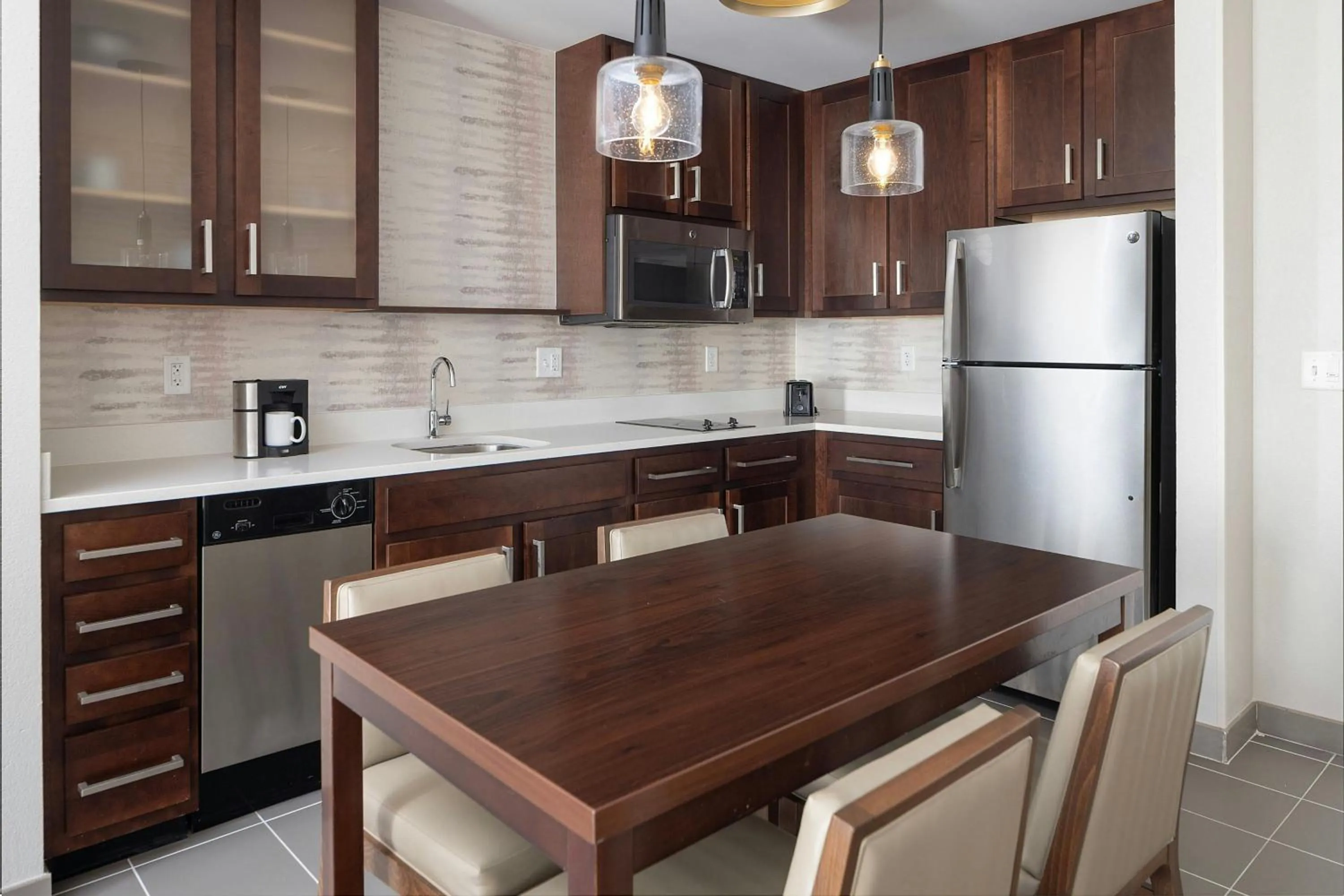 Bedroom in Residence Inn Rochester Henrietta