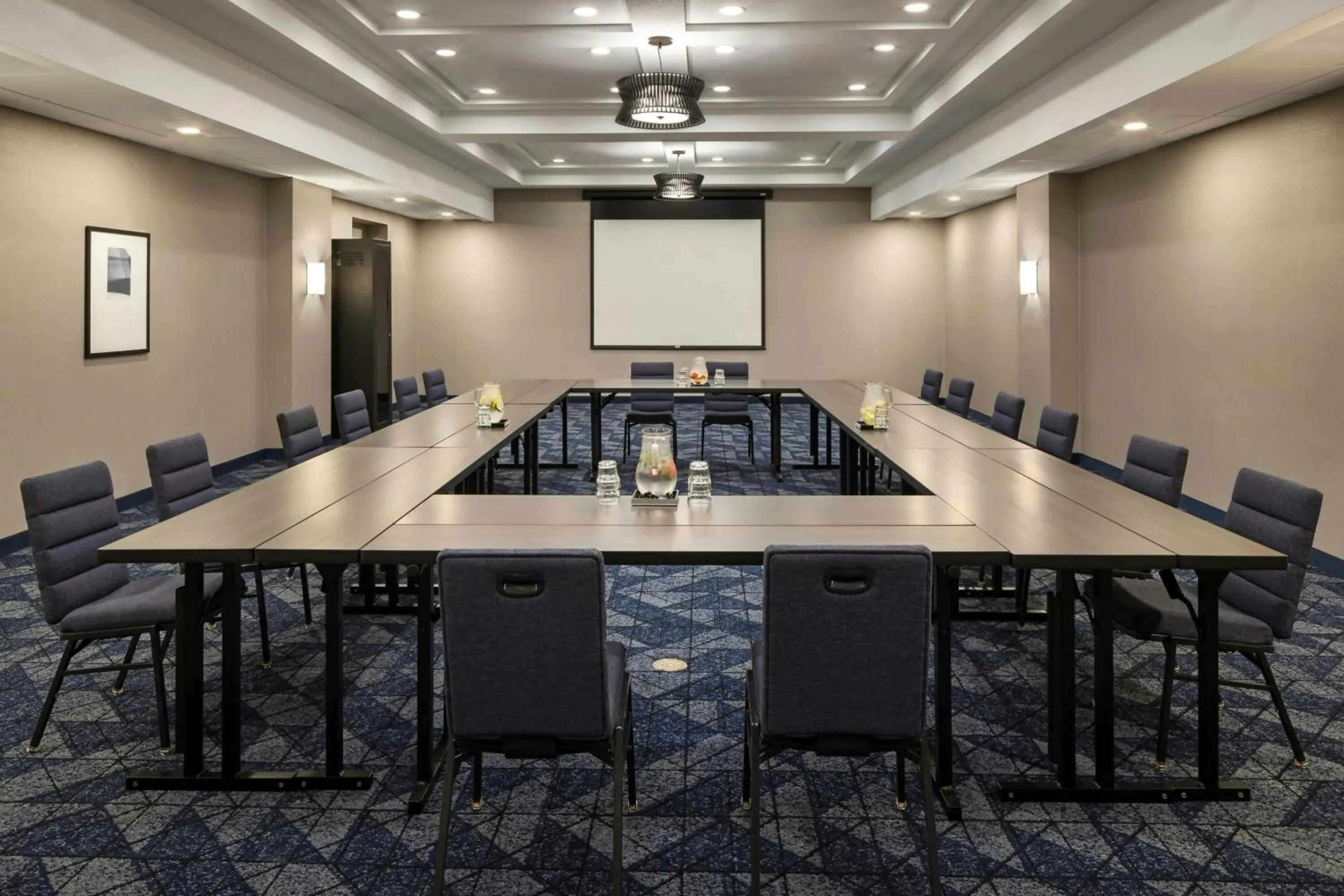 Meeting/conference room in Courtyard by Marriott Sacramento Midtown