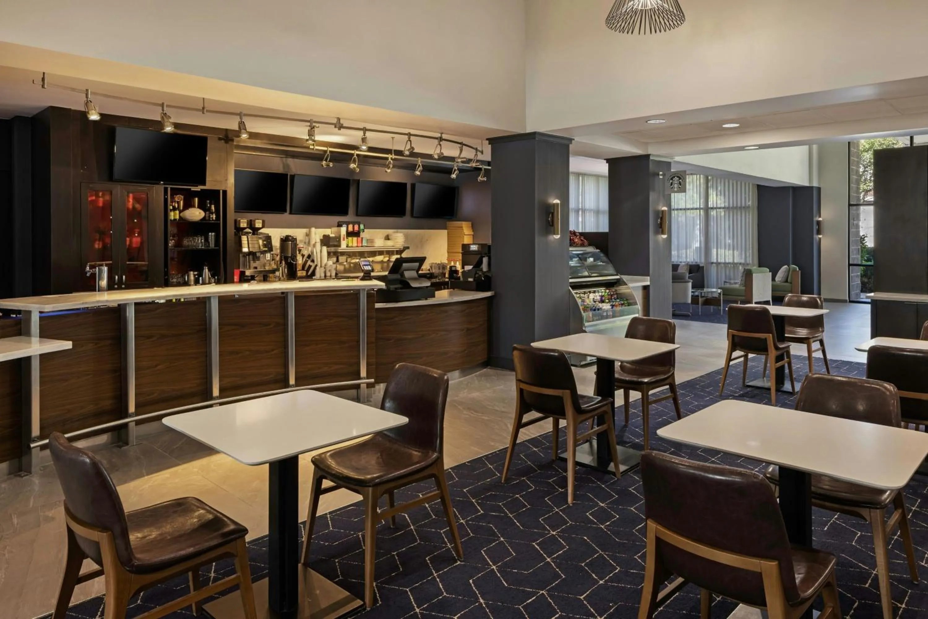 Restaurant/places to eat in Courtyard by Marriott Sacramento Midtown