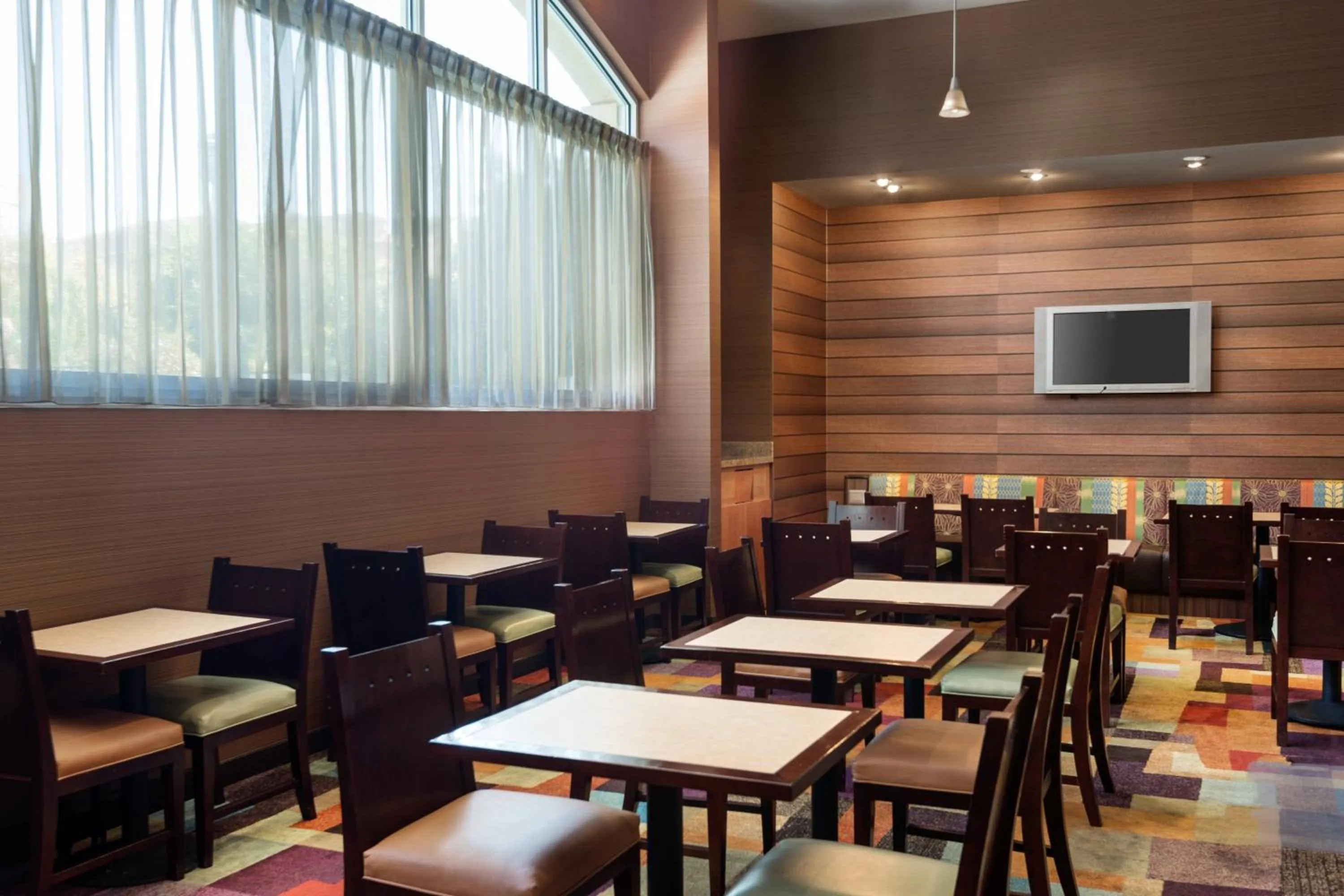 Breakfast in Fairfield Inn Sacramento Cal Expo