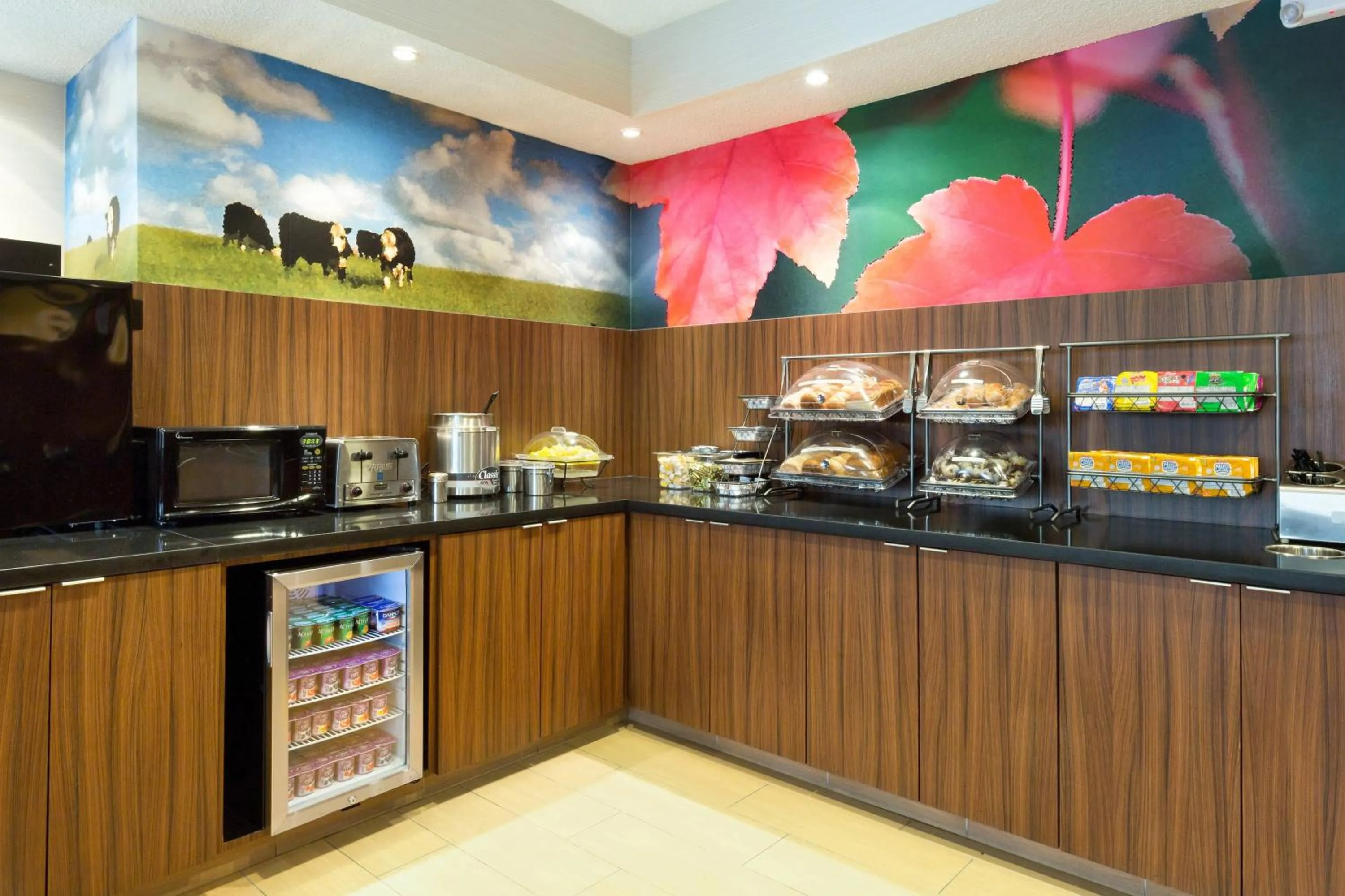 Breakfast in Fairfield Inn & Suites by Marriott San Antonio Downtown/Market Square