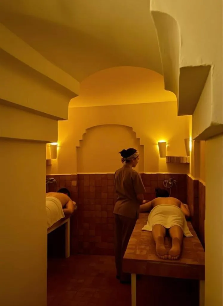 Bed in Hotel Al Alba Hammam & Restaurant