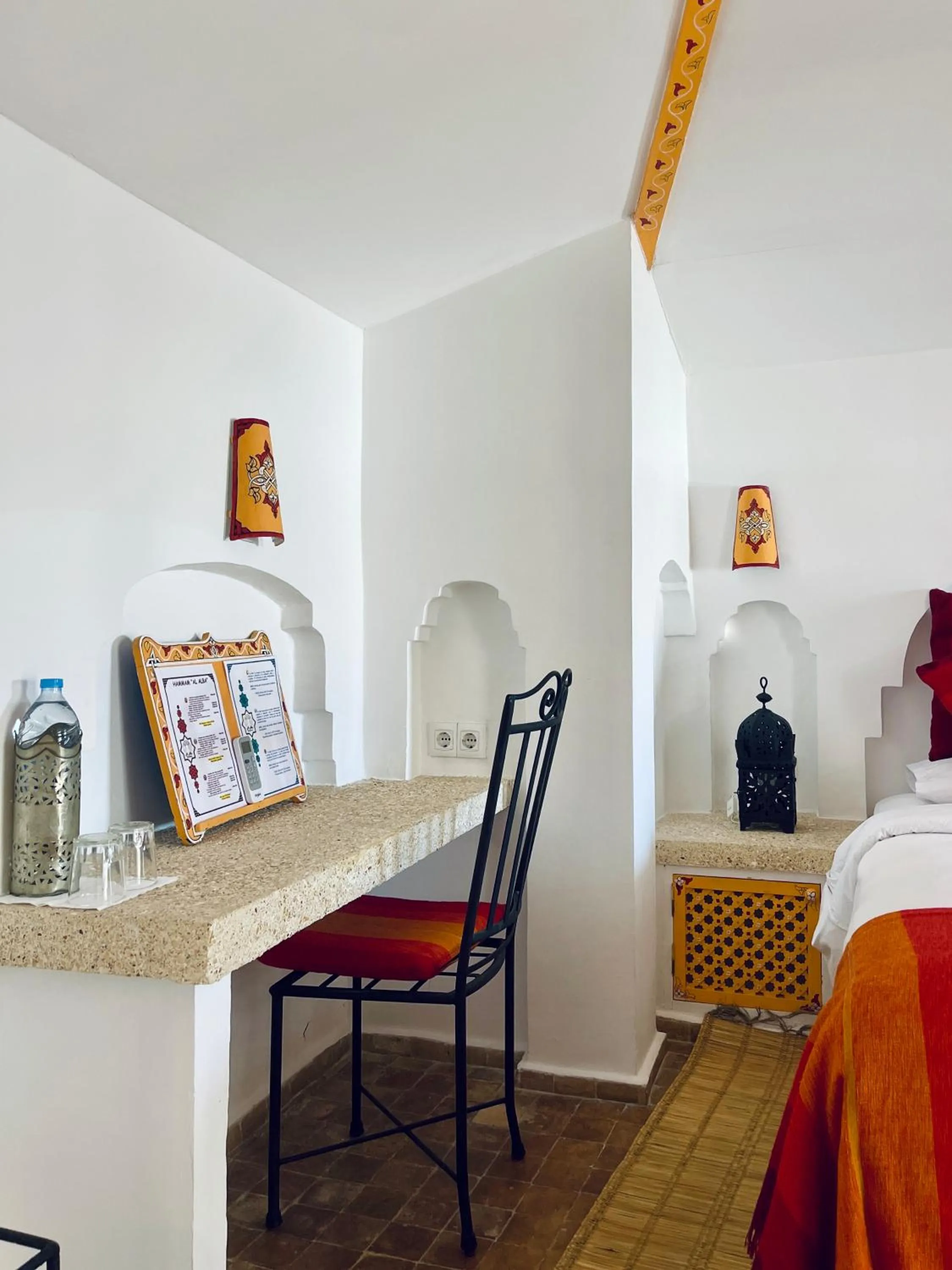 Bed in Hotel Al Alba Hammam & Restaurant