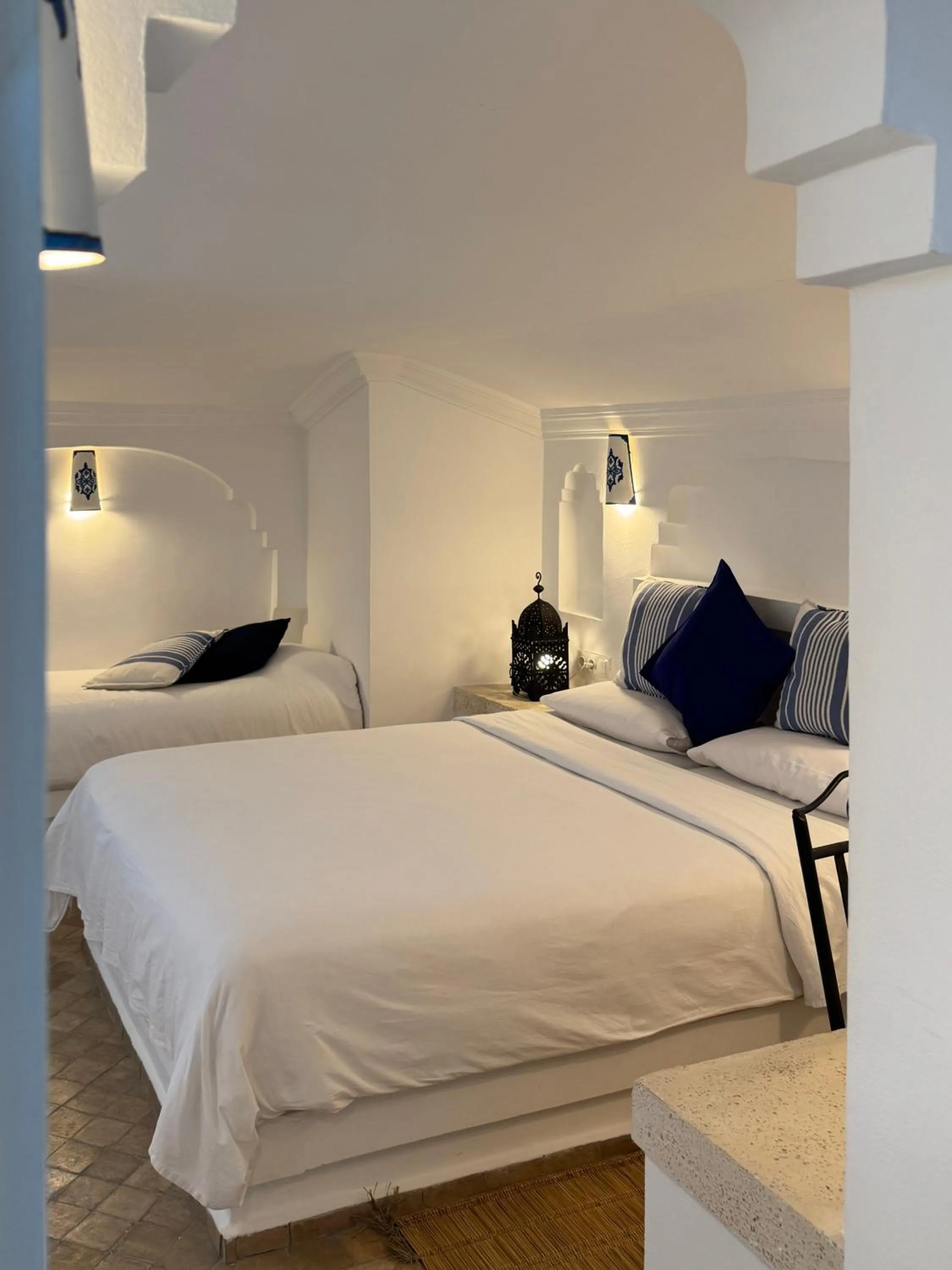 Bed in Hotel Al Alba Hammam & Restaurant