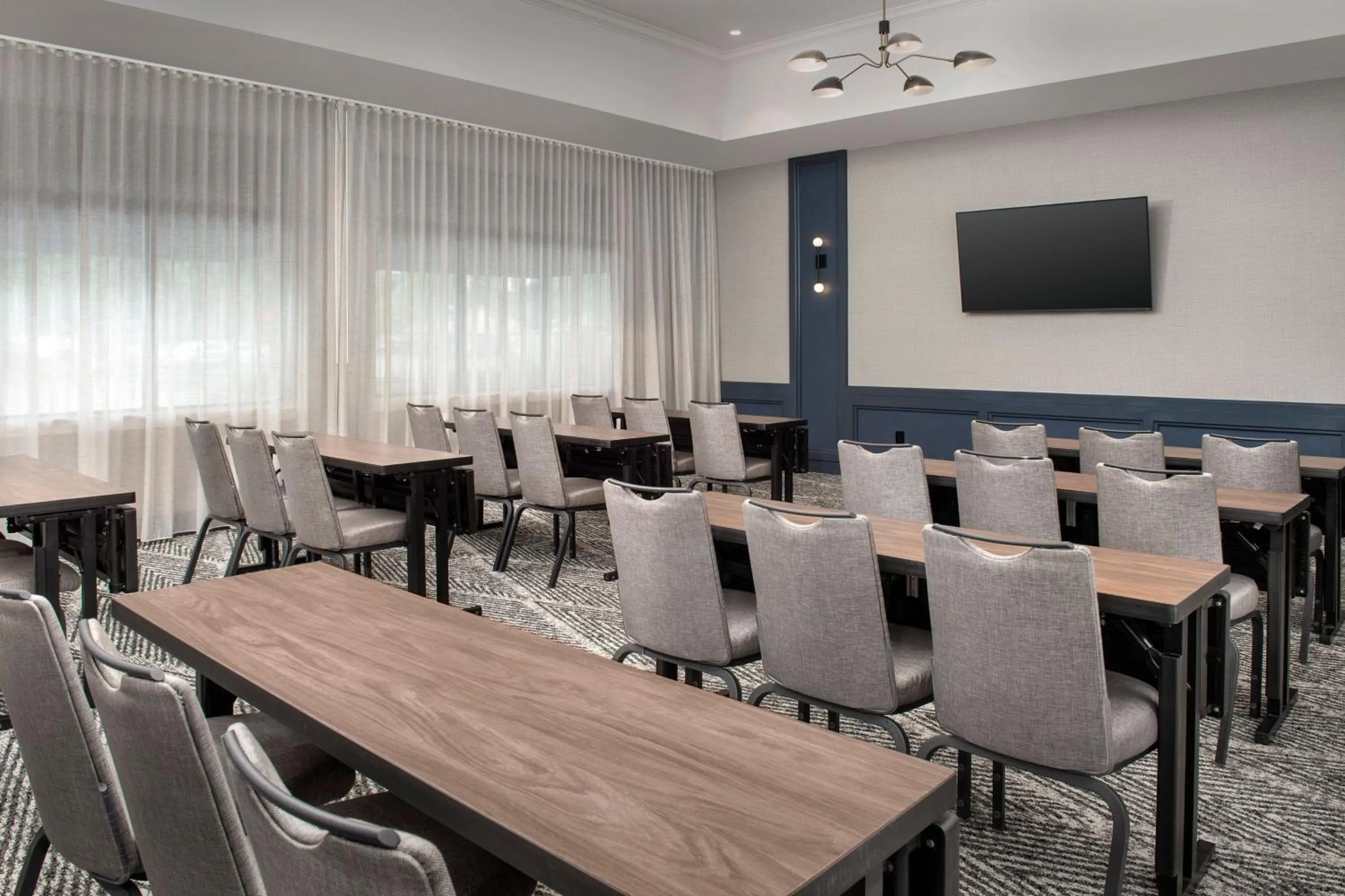 Meeting/conference room in Courtyard by Marriott Savannah Downtown - Historic District