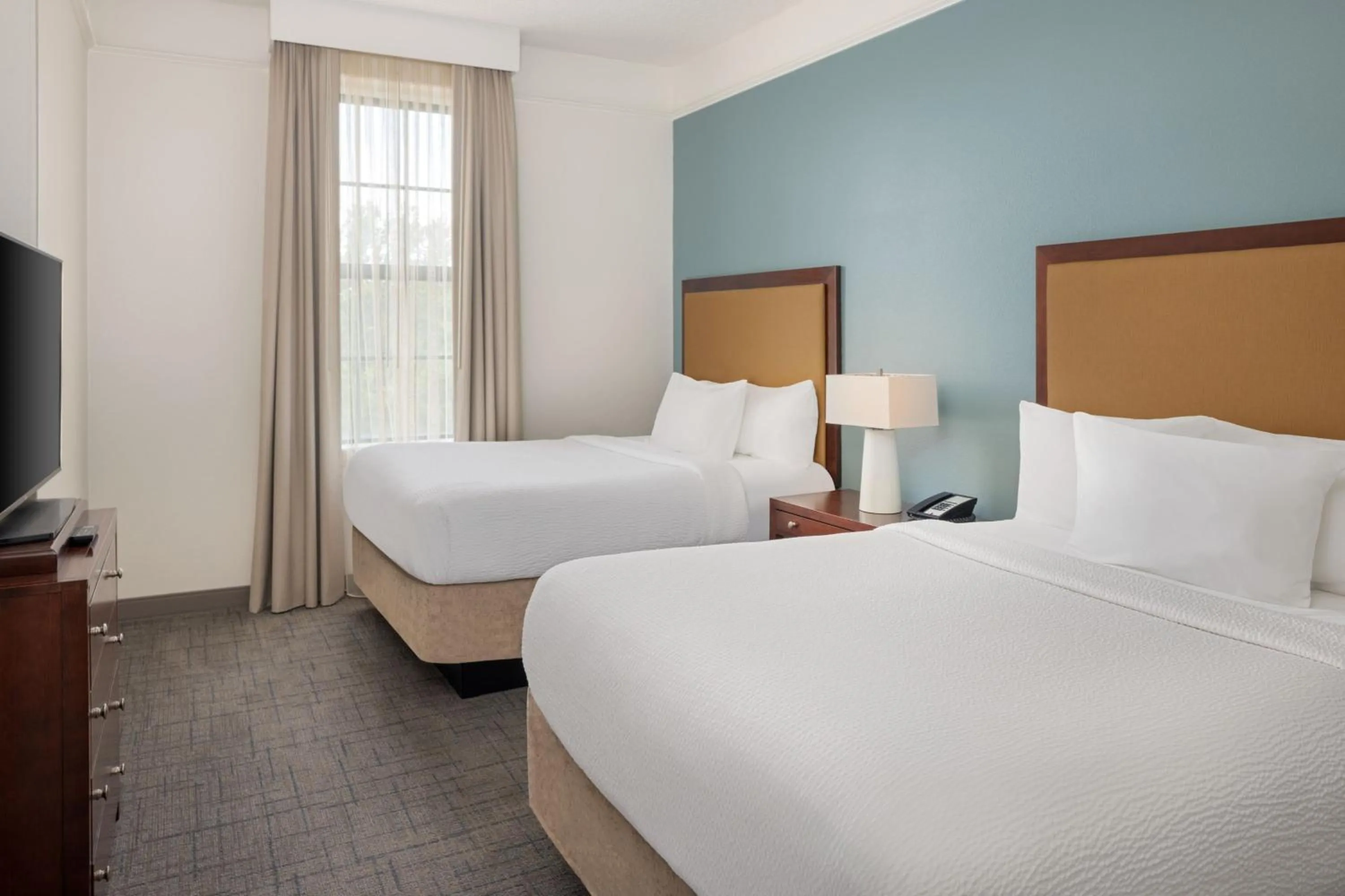 Bedroom, Bed in Residence Inn Savannah Downtown Historic District