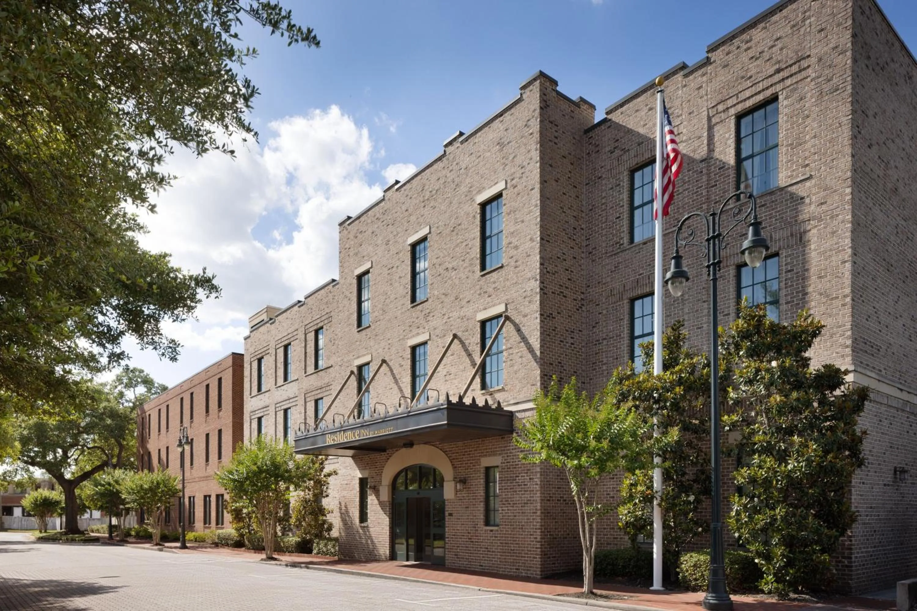 Property building in Residence Inn Savannah Downtown Historic District