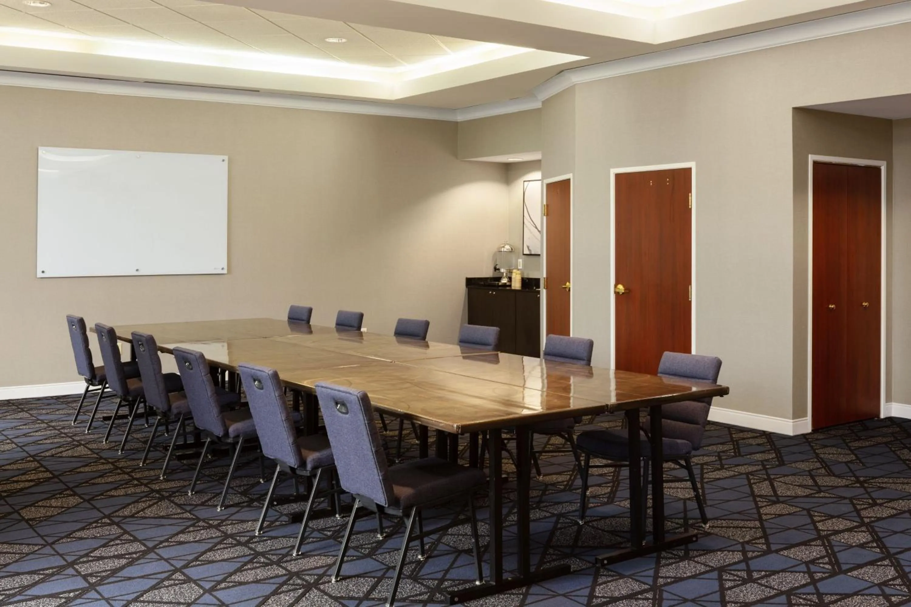 Meeting/conference room in Courtyard Louisville Airport