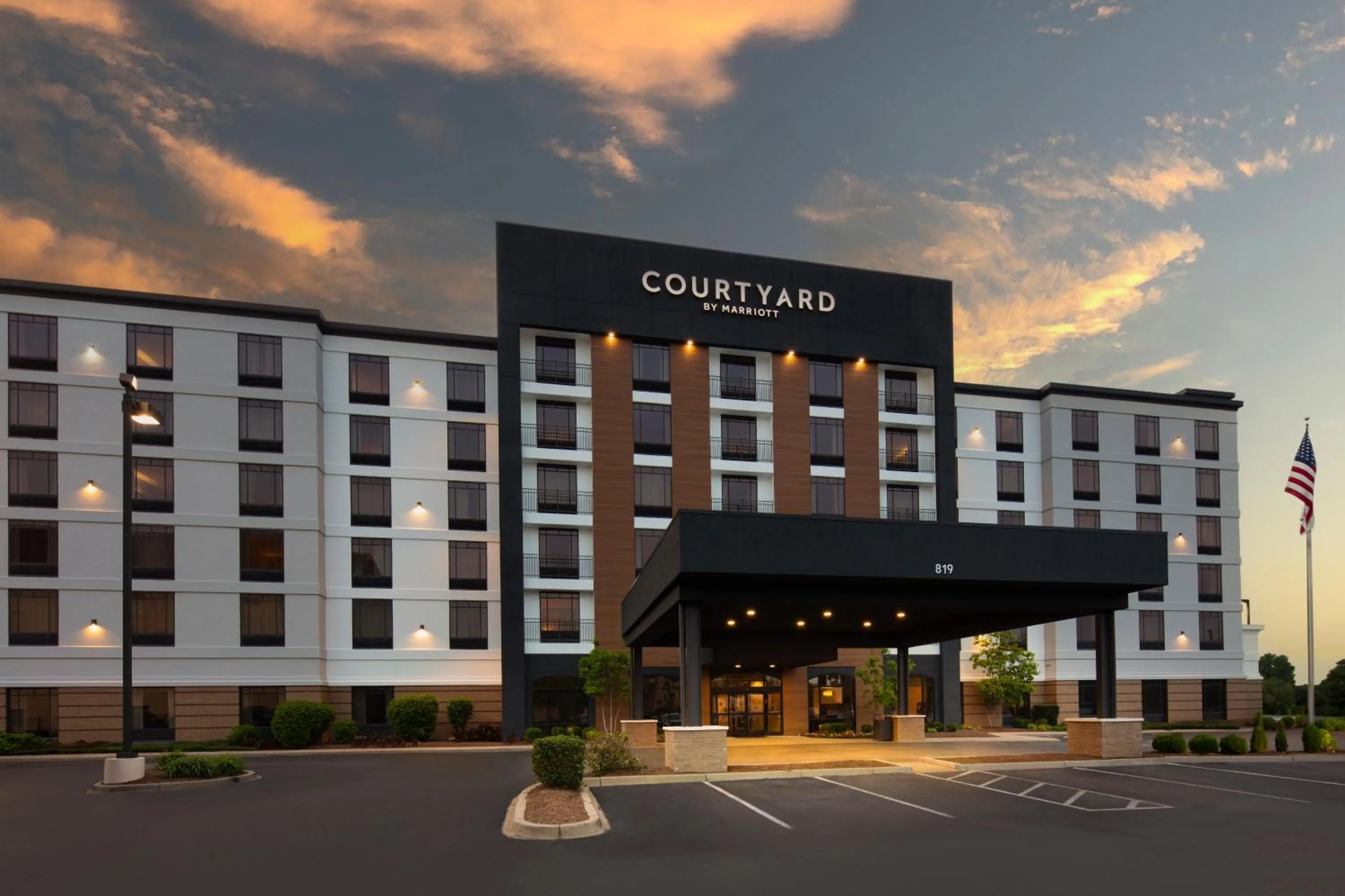 Property building in Courtyard Louisville Airport