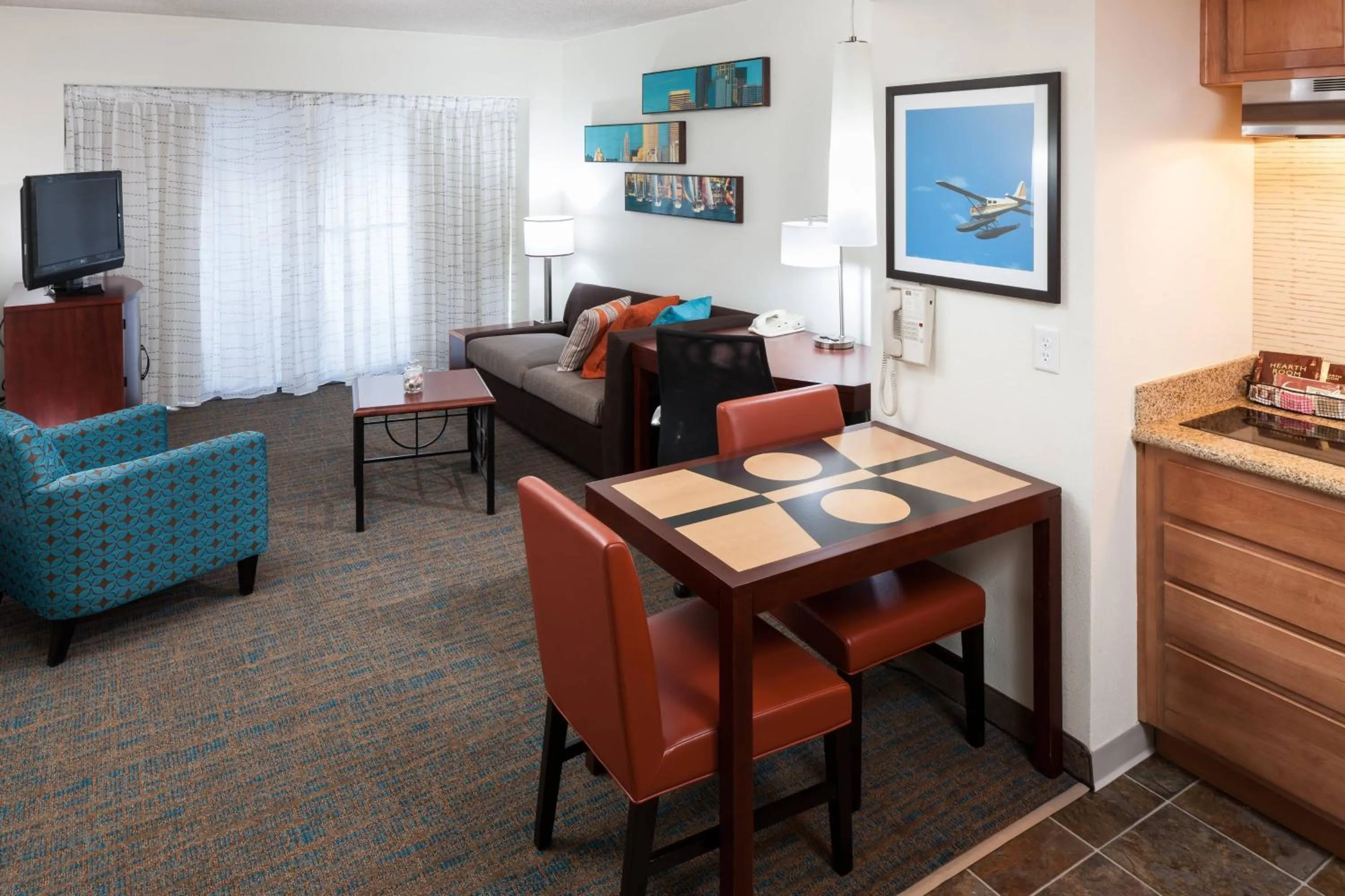 Living room in Residence Inn by Marriott Seattle Downtown/Lake Union