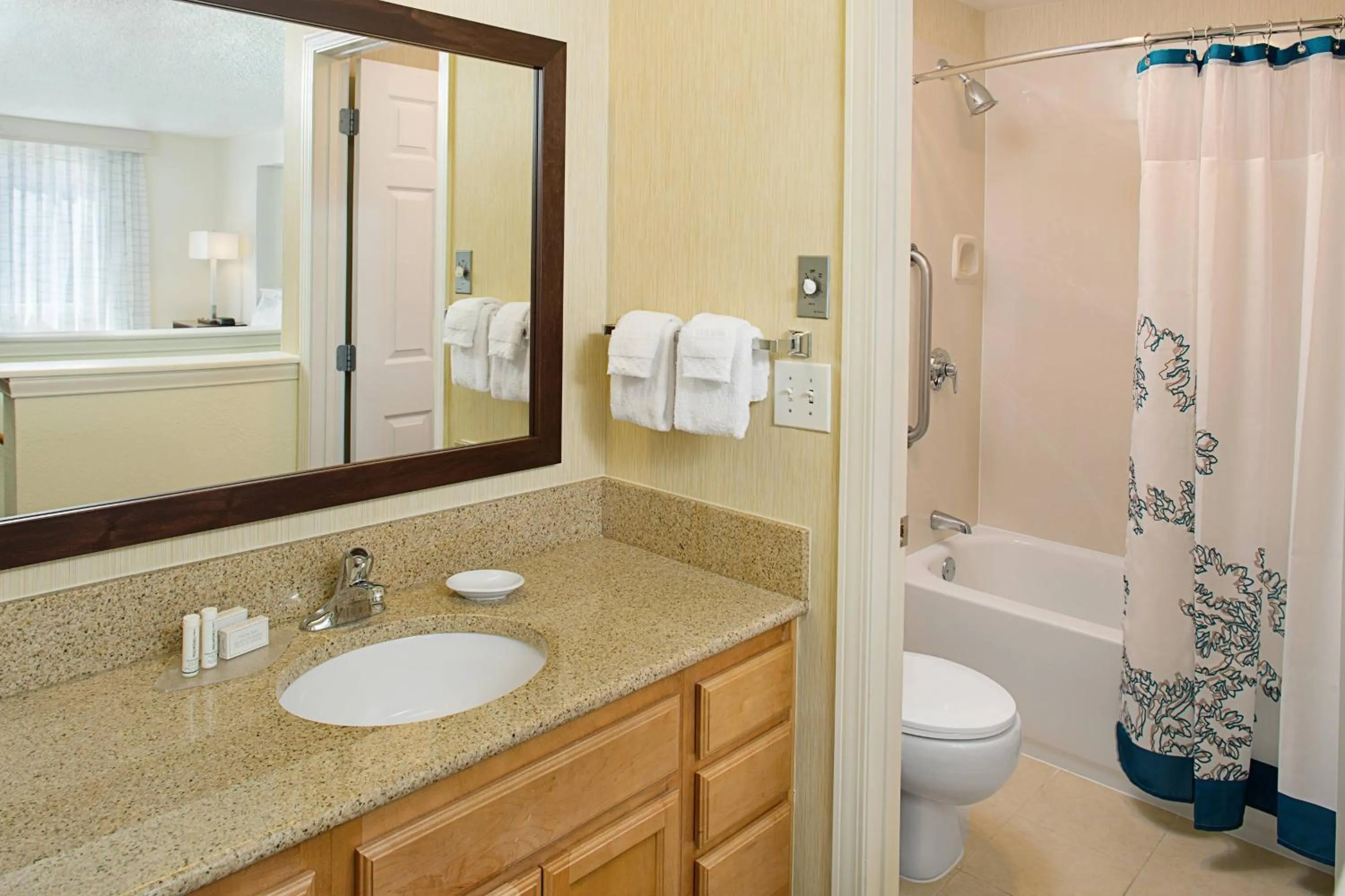 Bathroom in Residence Inn Seattle South/Tukwila