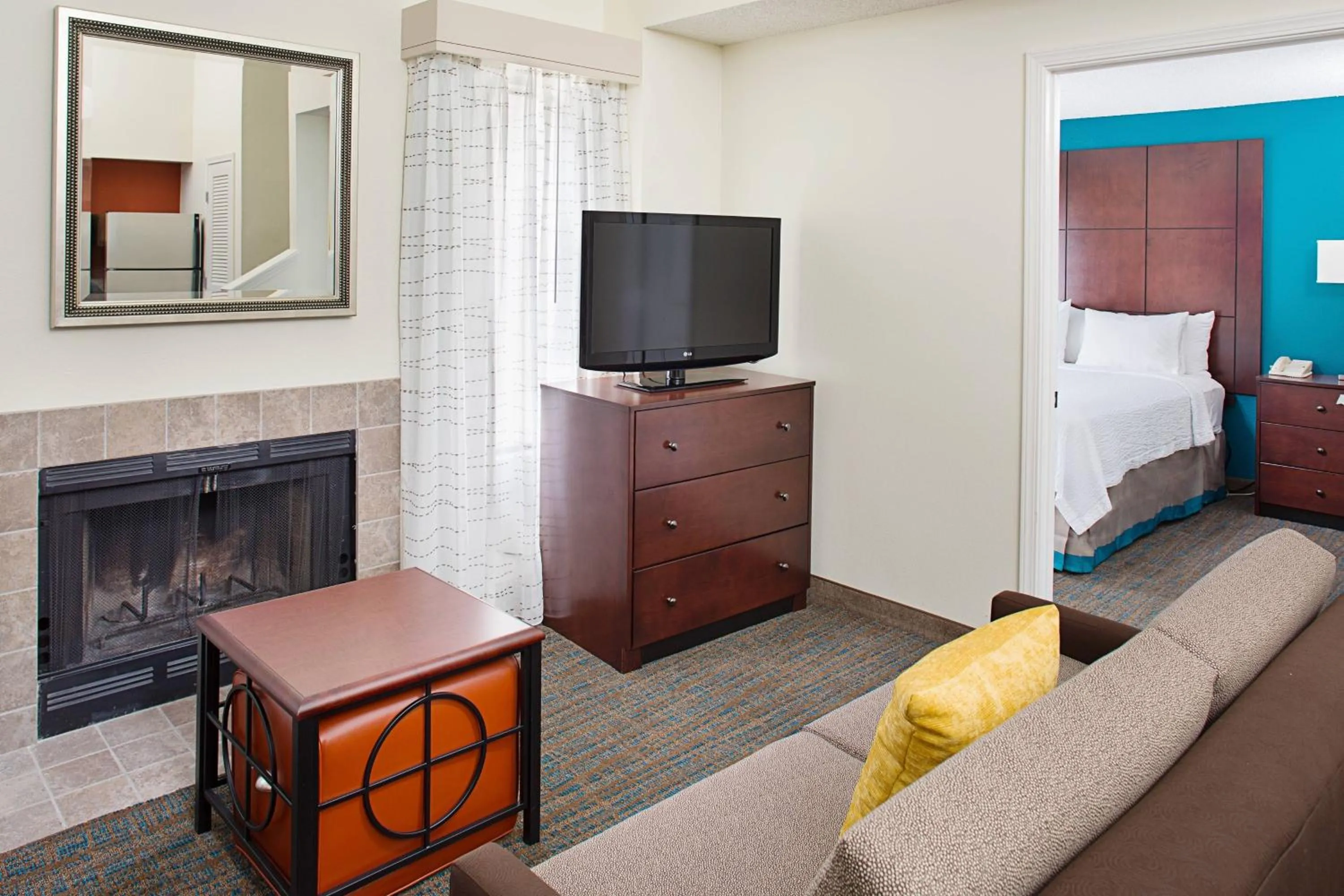 Photo of the whole room, Bed in Residence Inn Seattle South/Tukwila