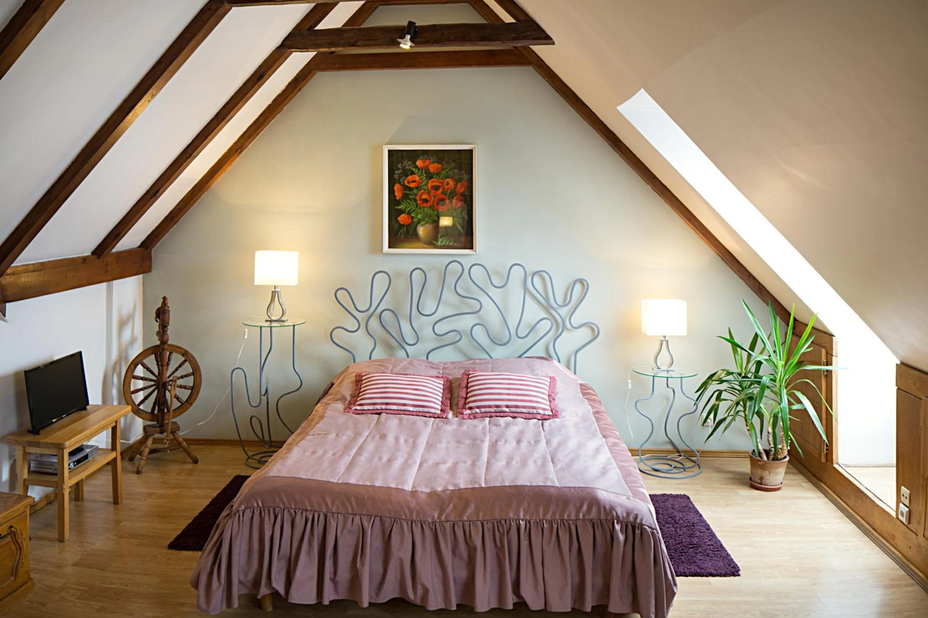 Photo of the whole room, Bed in Bernardinu B&B House