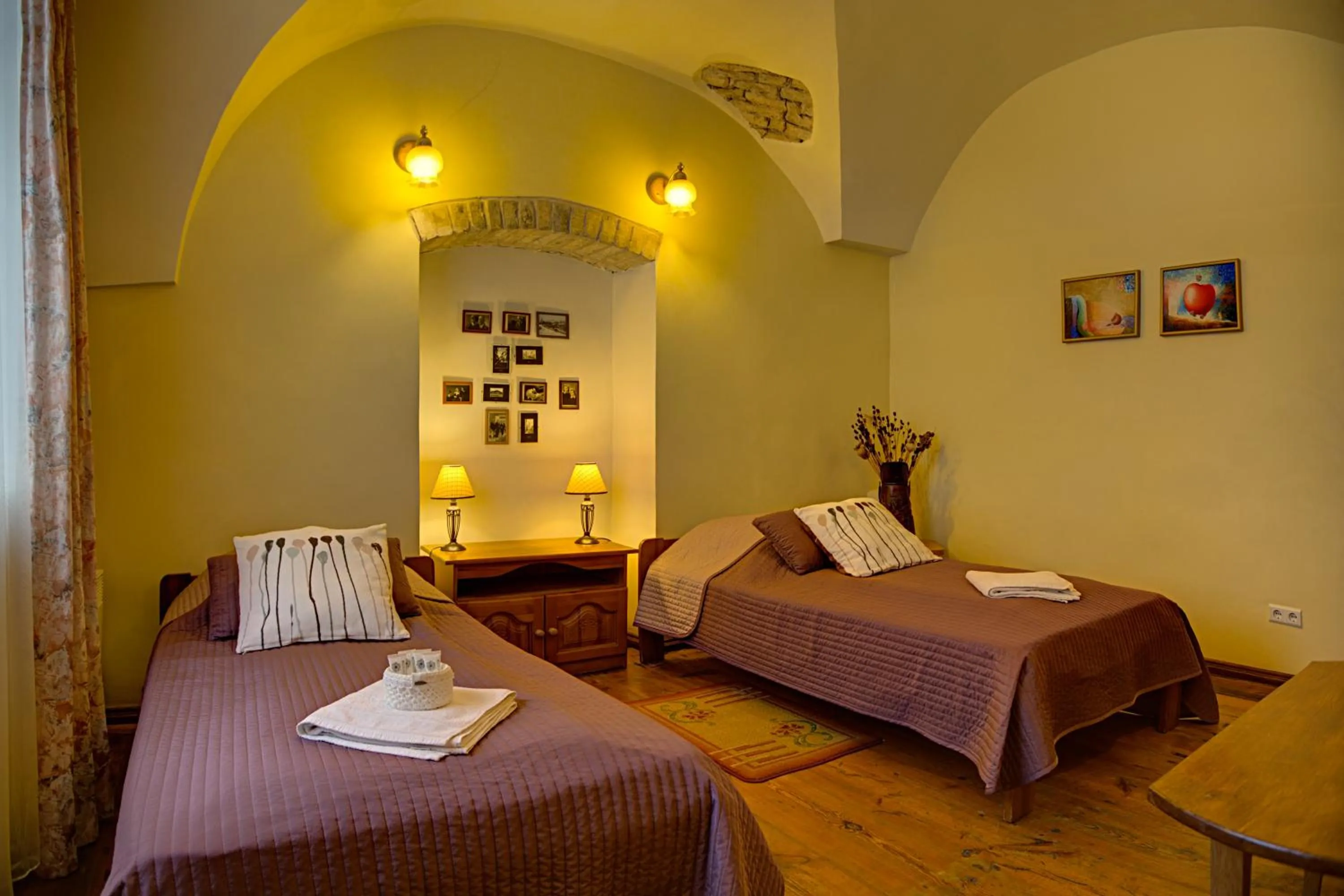 Photo of the whole room, Bed in Bernardinu B&B House