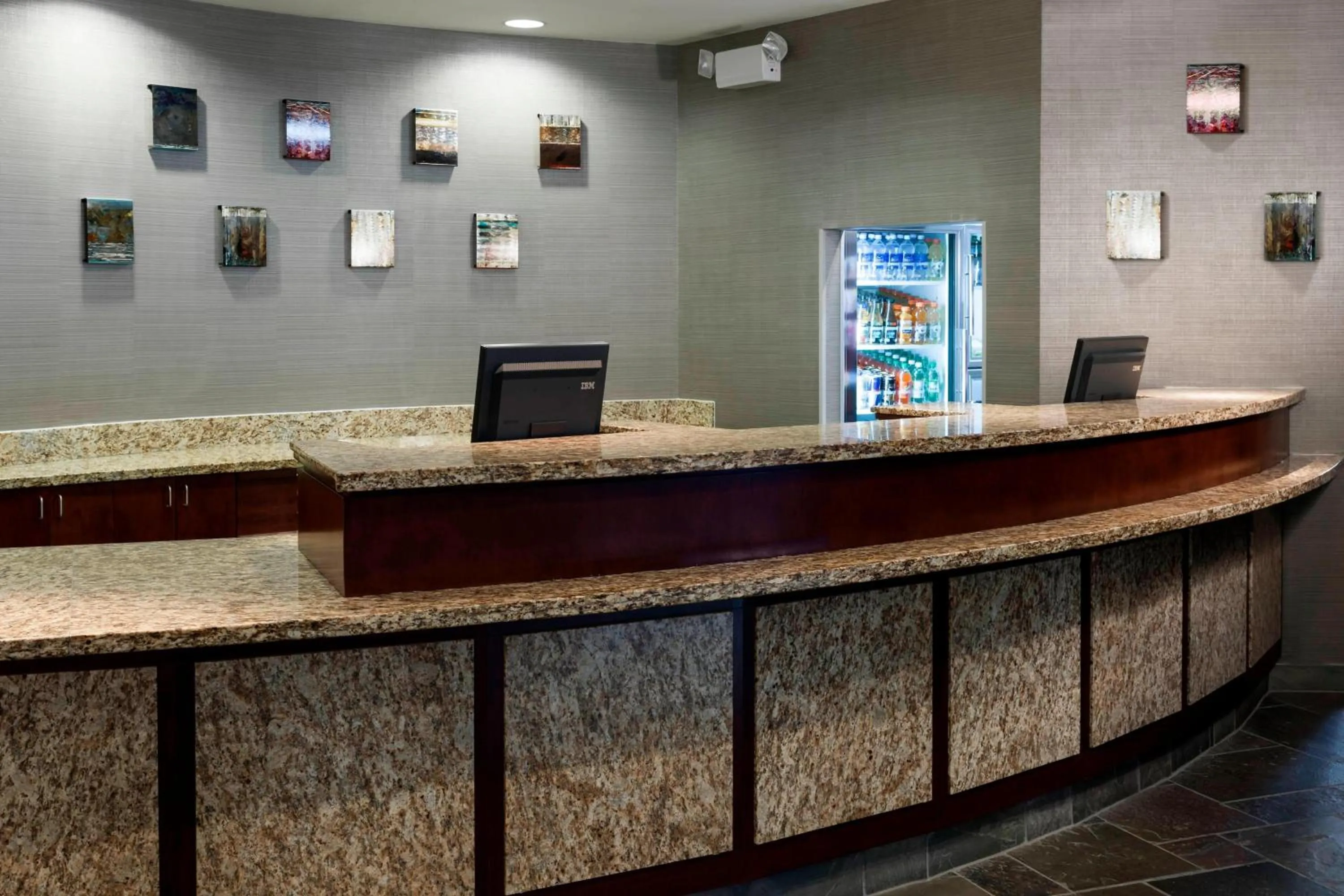 Lobby or reception in Courtyard by Marriott Seattle Kirkland