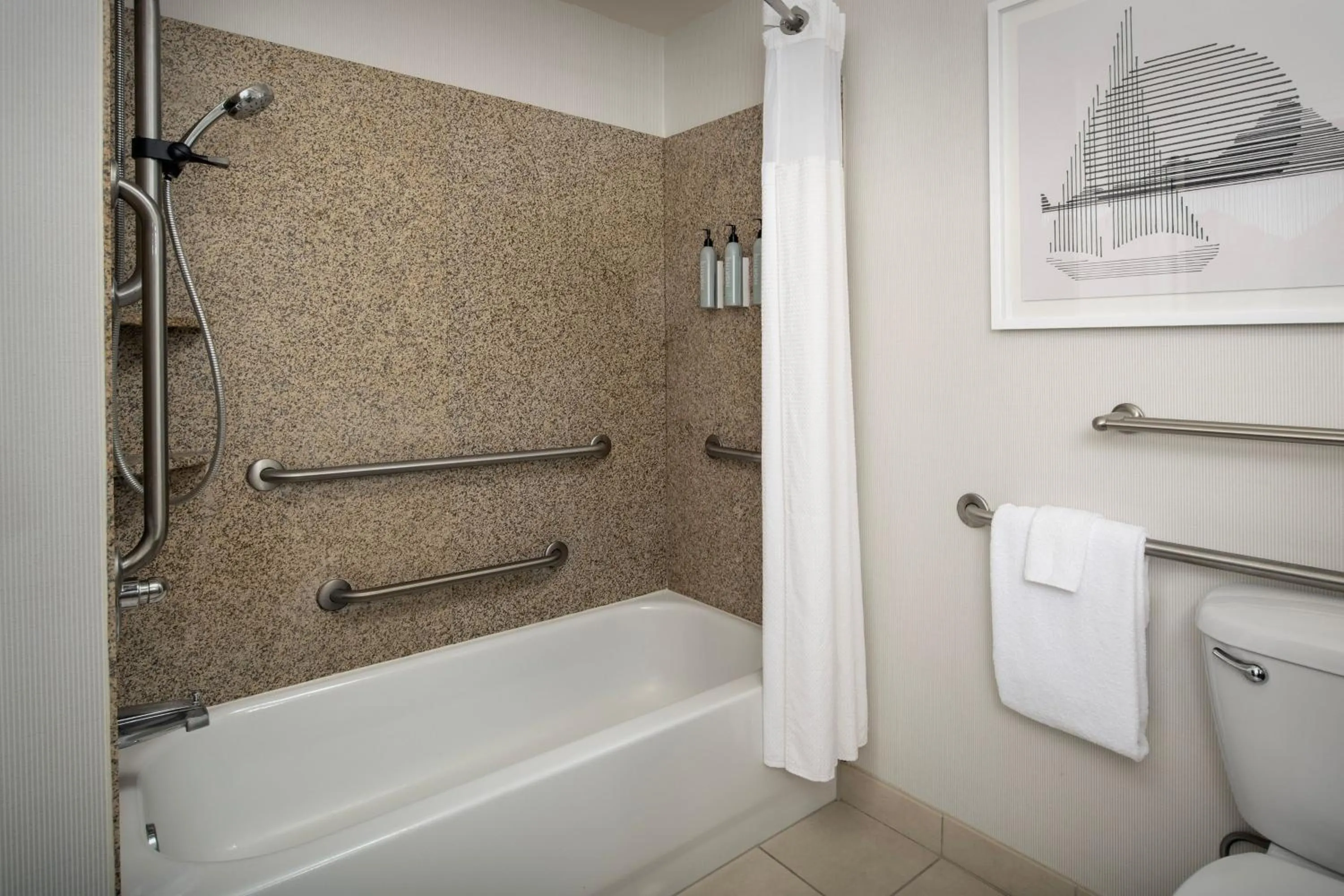 Bathroom in Courtyard by Marriott Seattle Kirkland