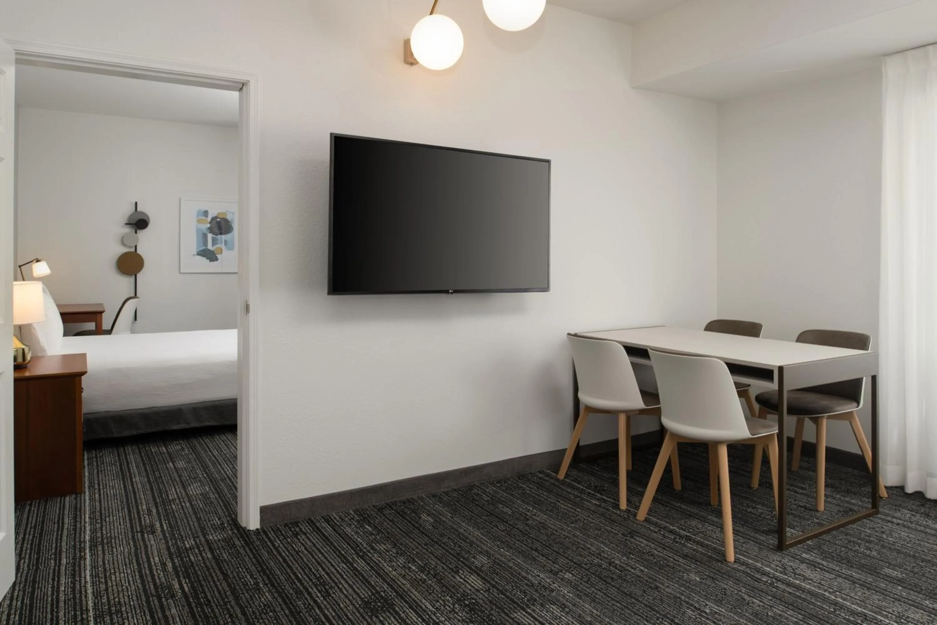 Photo of the whole room, Bed in TownePlace Suites San Jose Campbell