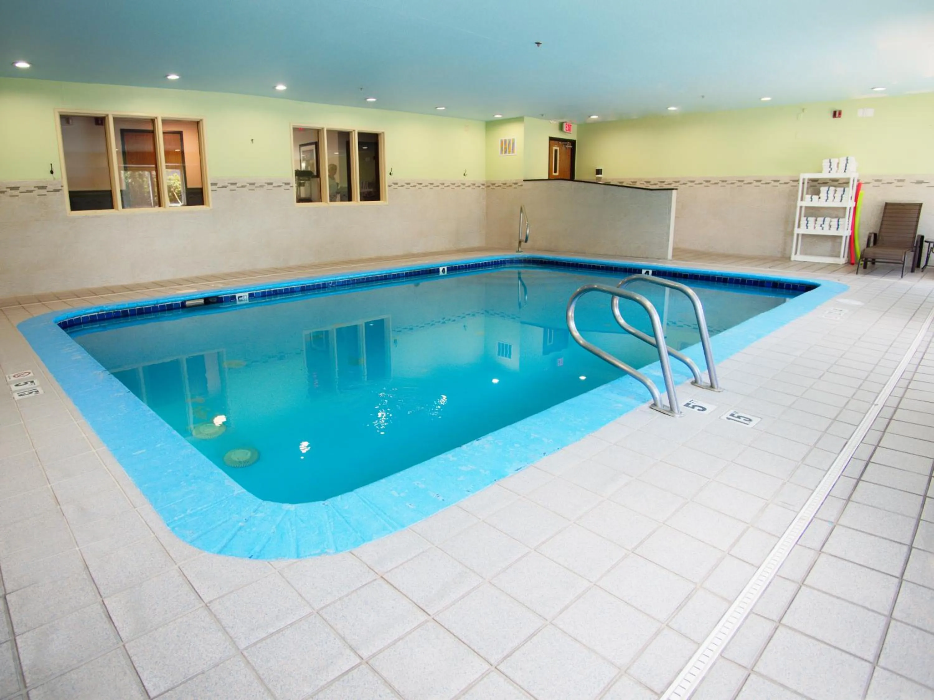 Swimming pool in Ramada by Wyndham Coeur d'Alene