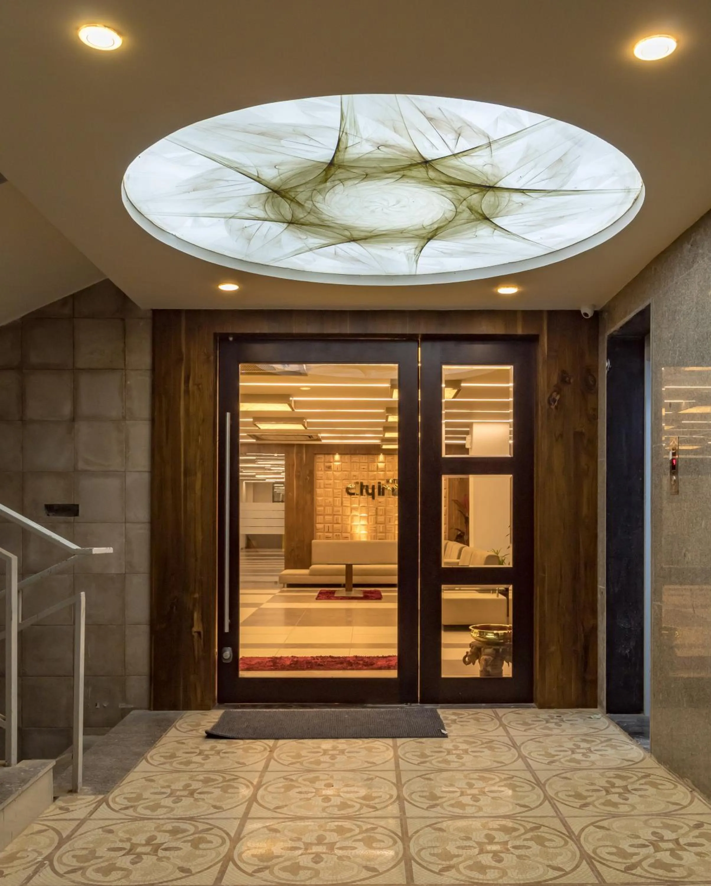 Facade/entrance in Hotel City Inn