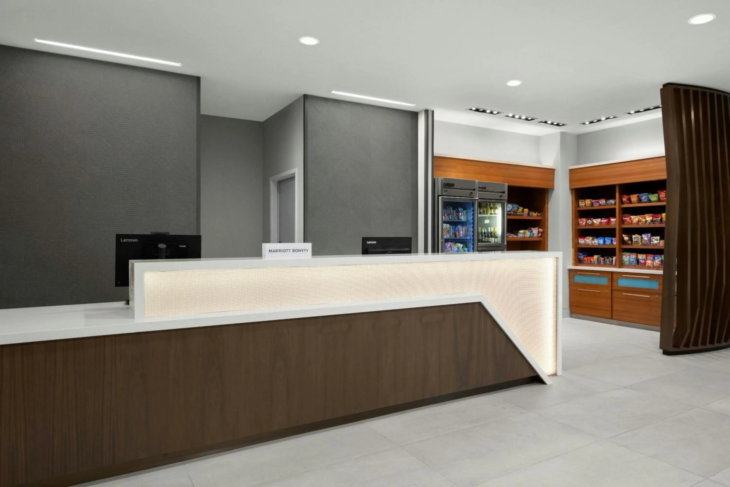 Lobby or reception in SpringHill Suites Irvine John Wayne Airport / Orange County