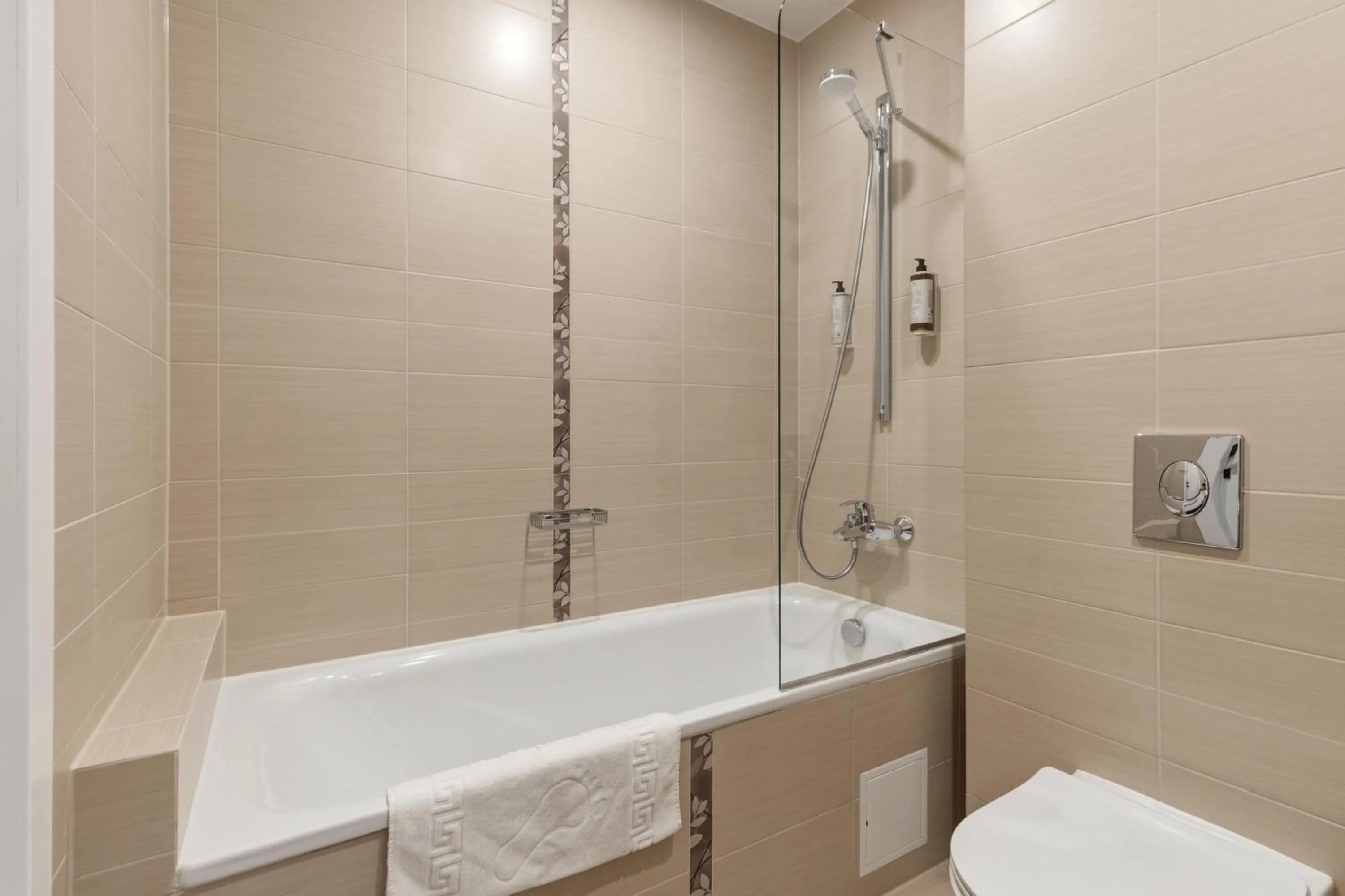 Bath in City Hotels Algirdas