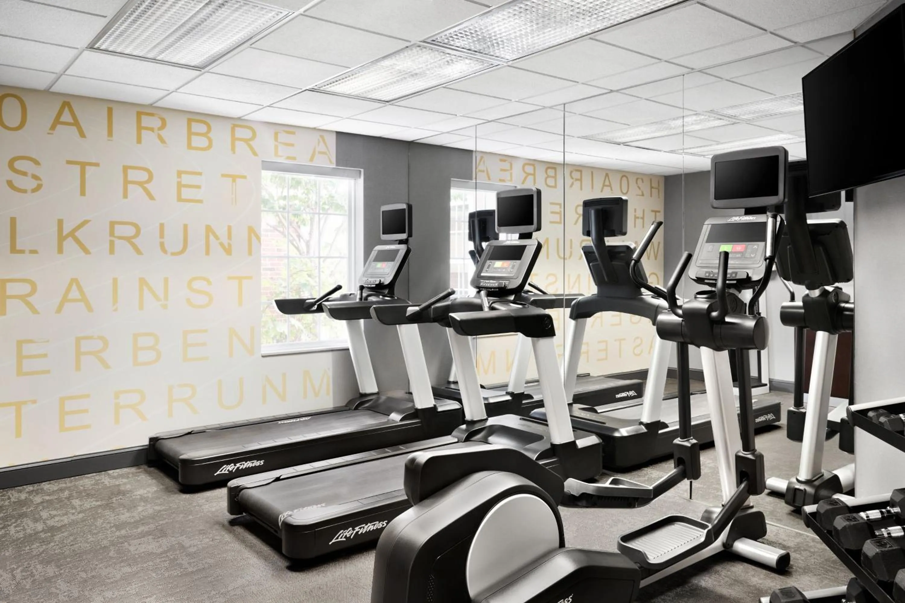 Fitness centre/facilities in Residence Inn Indianapolis Northwest