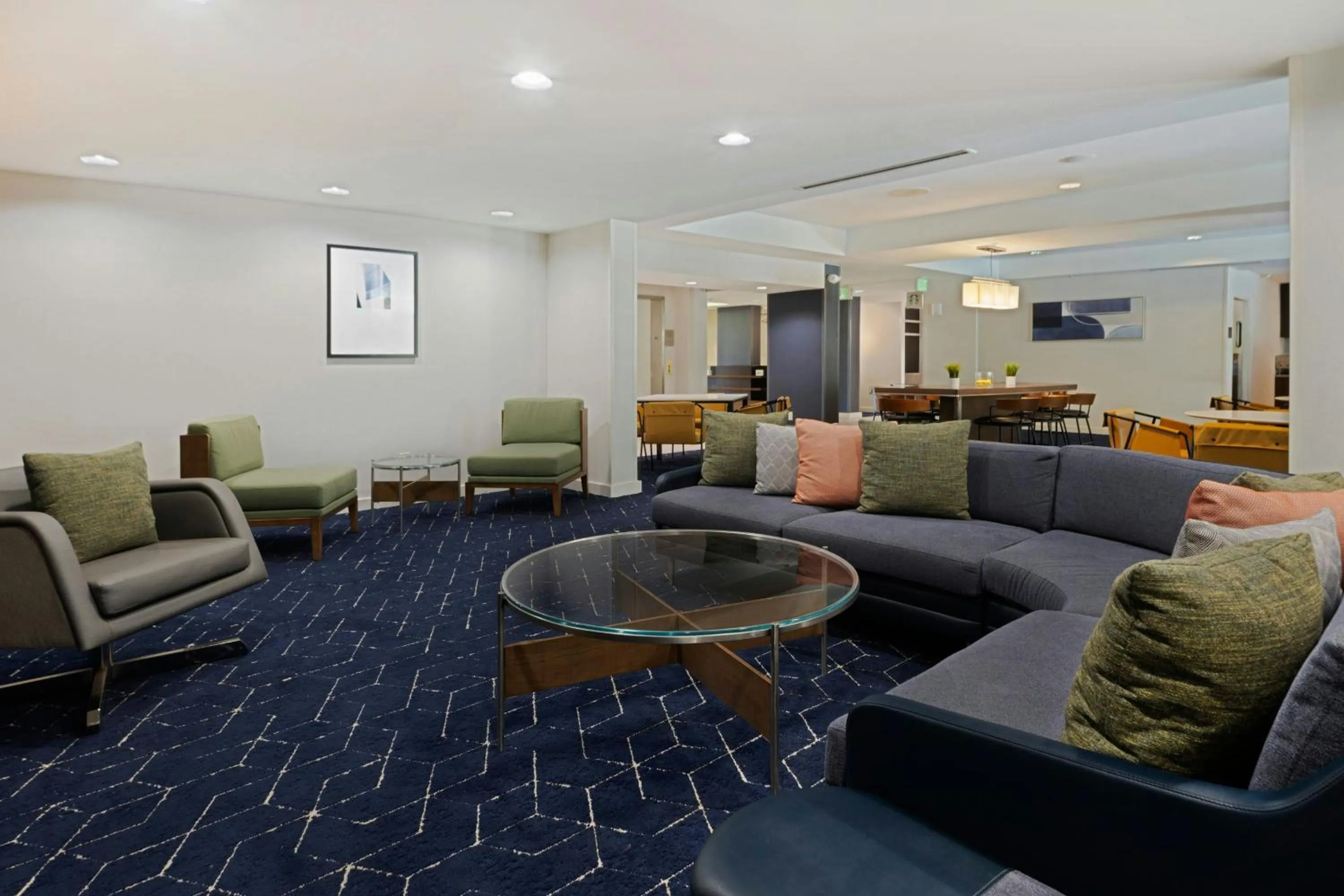 Lobby or reception in Courtyard Tampa North / I-75 Fletcher