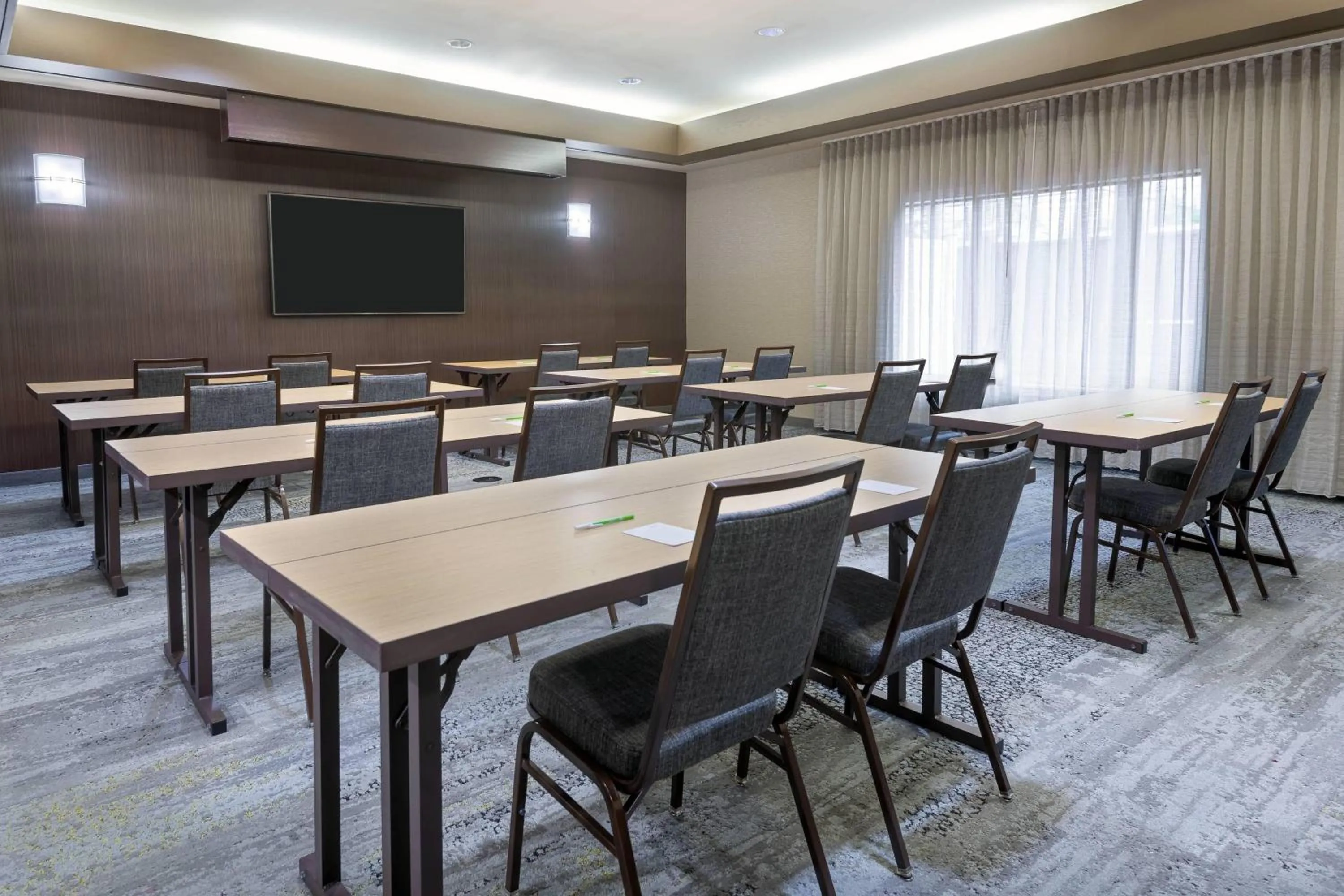 Meeting/conference room in Courtyard Tampa Downtown