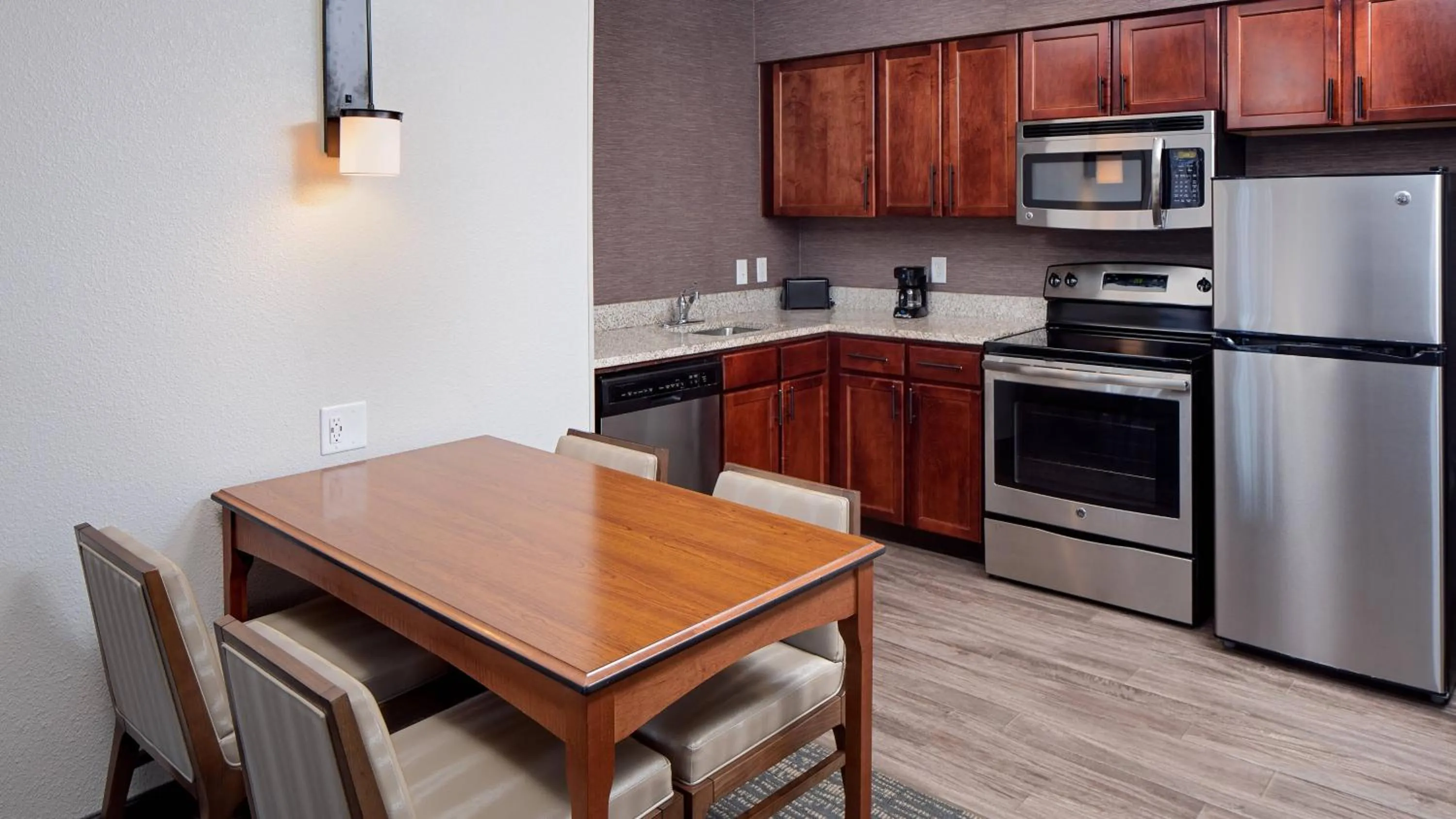 kitchen in Residence Inn by Marriott Tucson Williams Centre