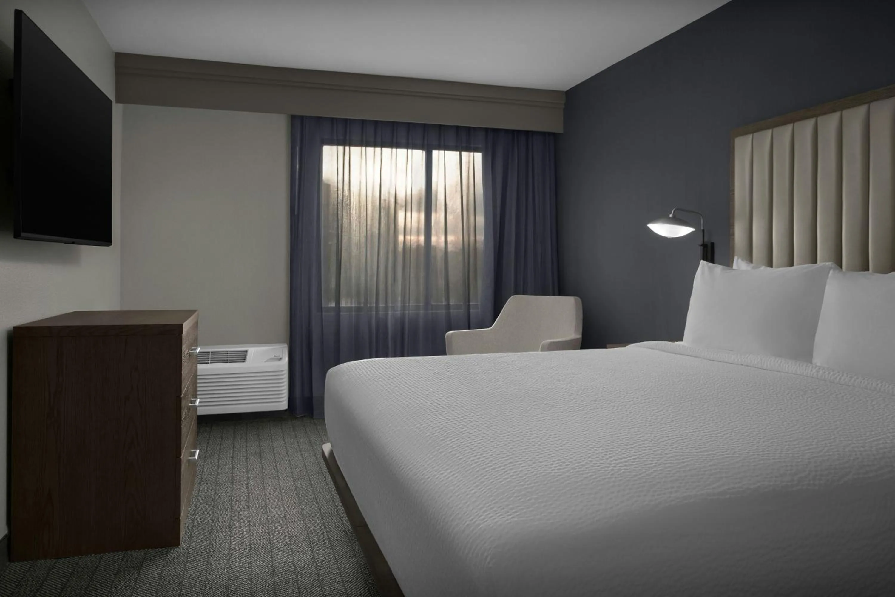 Bedroom, Bed in Courtyard by Marriott Waco