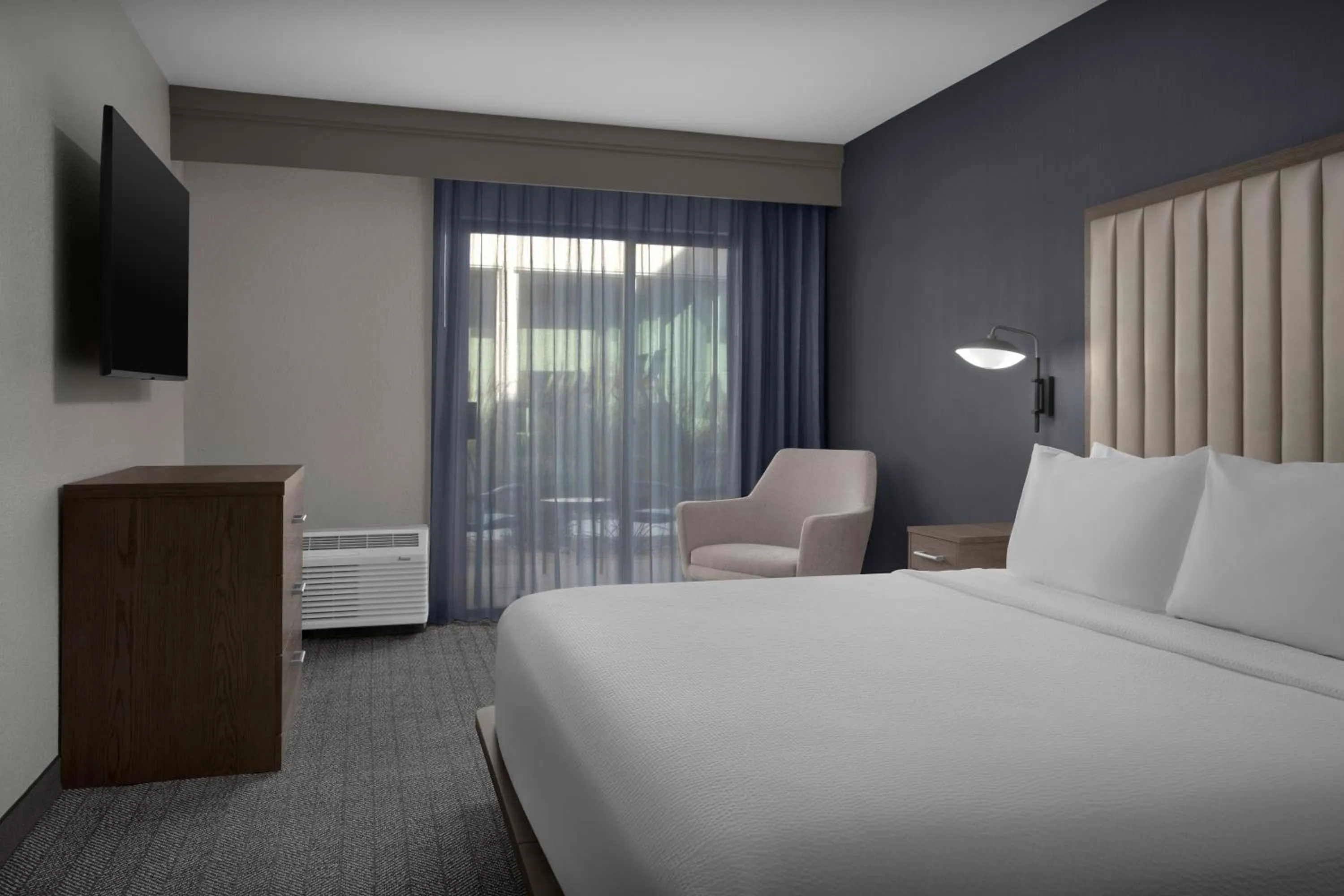 Bed in Courtyard by Marriott Waco