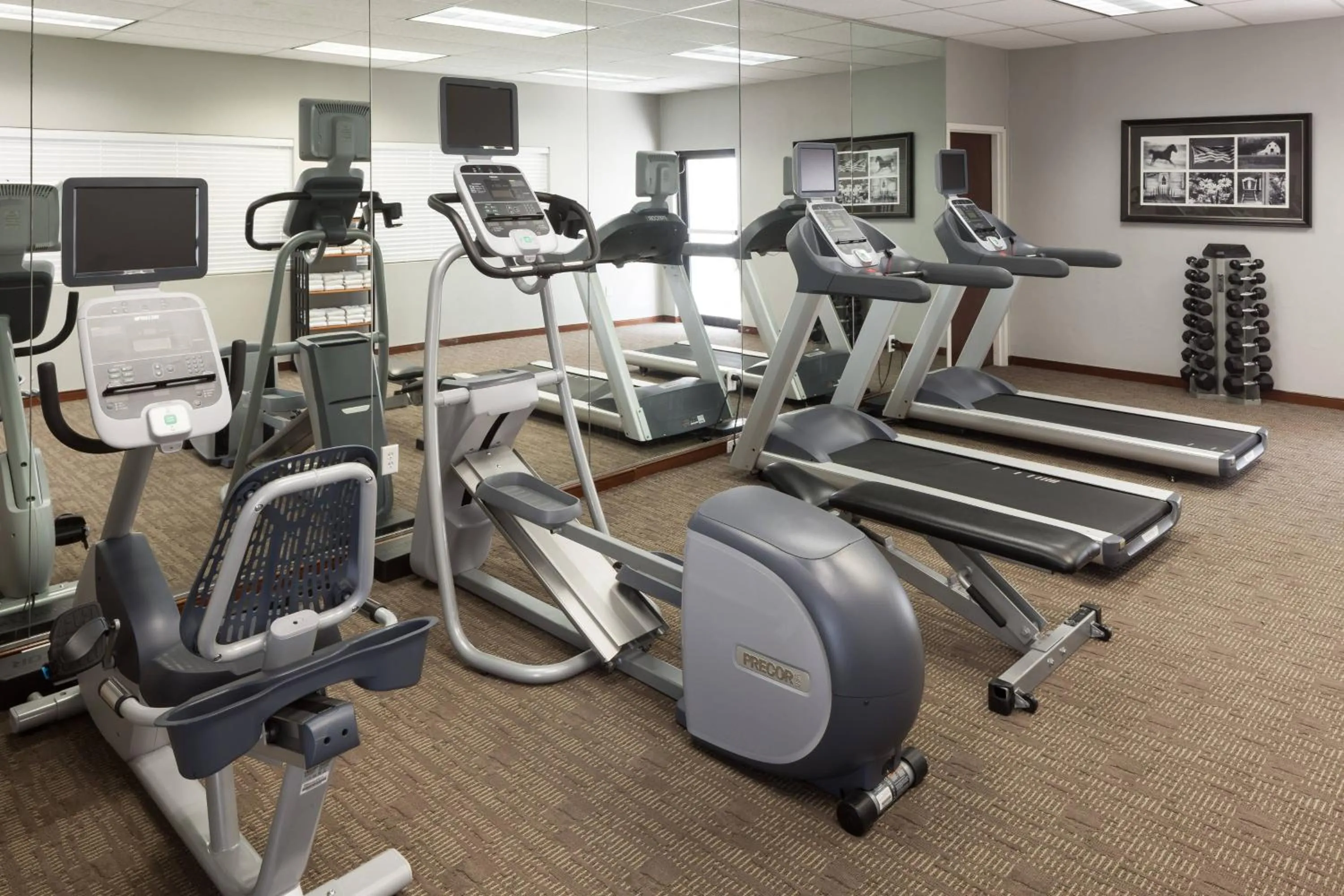 Fitness centre/facilities in Courtyard by Marriott Waco
