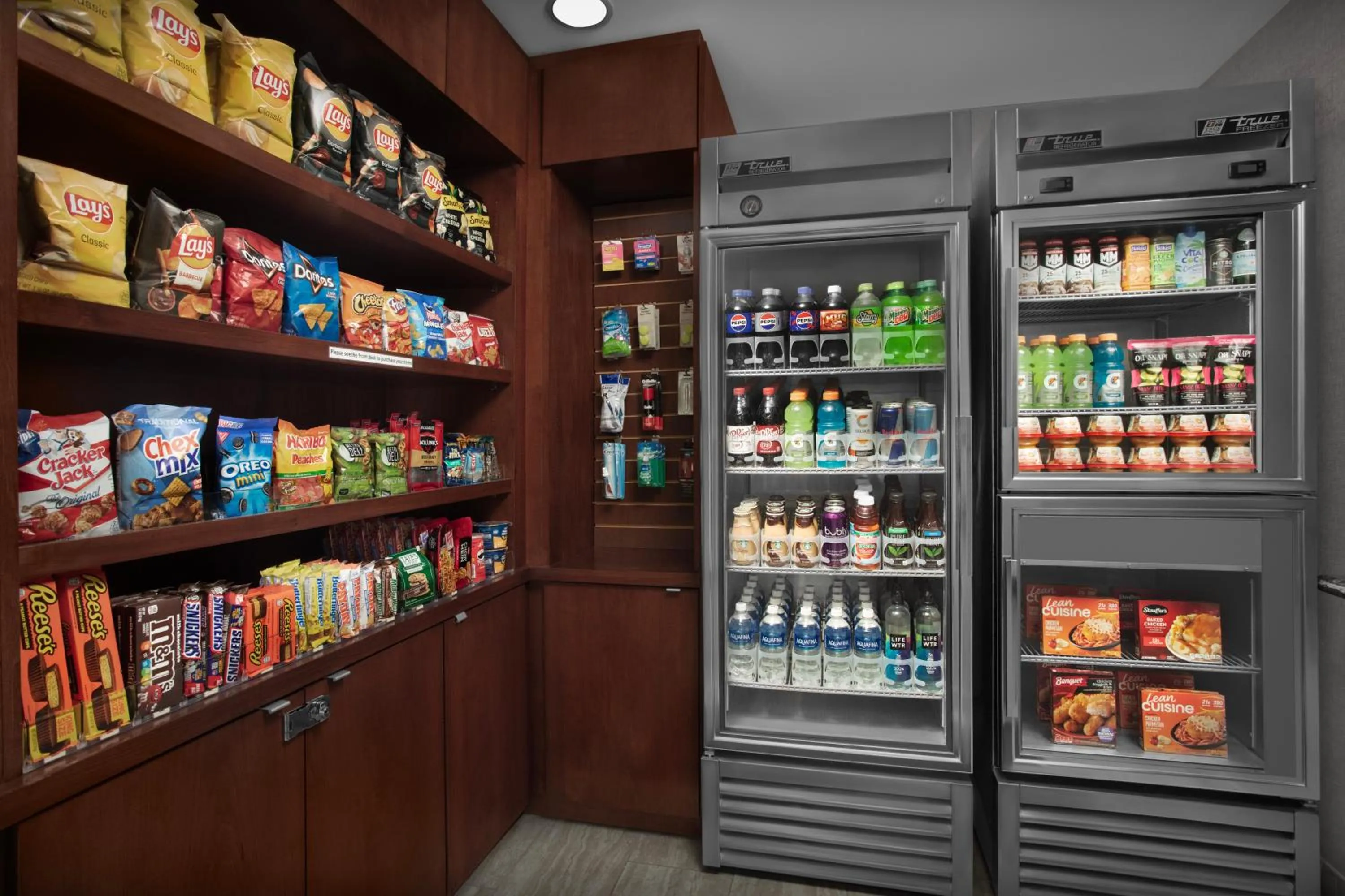 Food and drinks in Courtyard by Marriott Waco