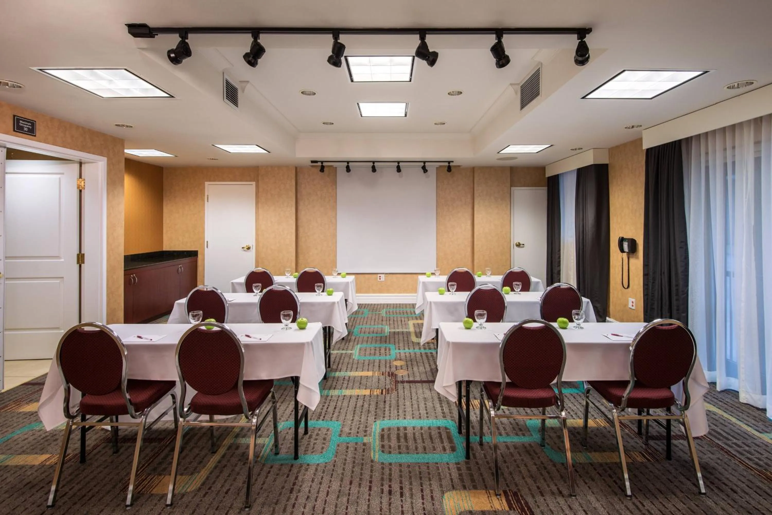 Meeting/conference room in Residence Inn by Marriott Halifax Downtown