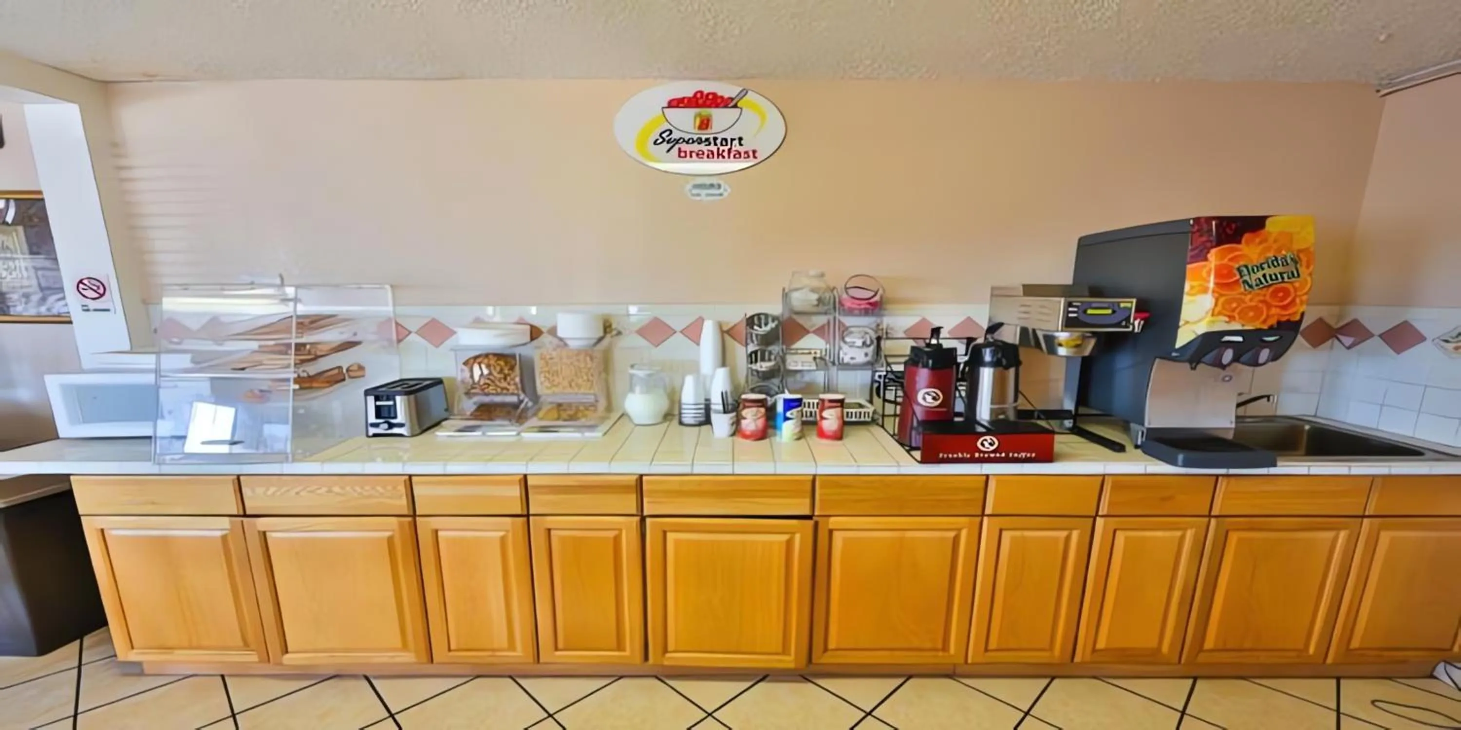 Breakfast in Super 8 by Wyndham Lake Havasu City